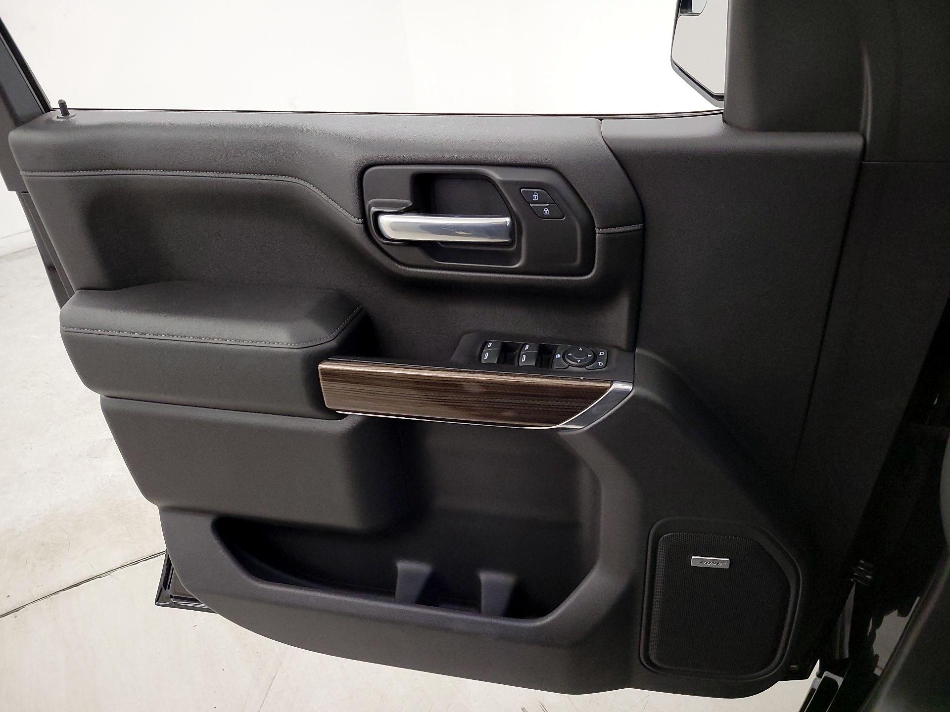 Thumbnail: 2021 Chevrolet Silverado 1500 - 12