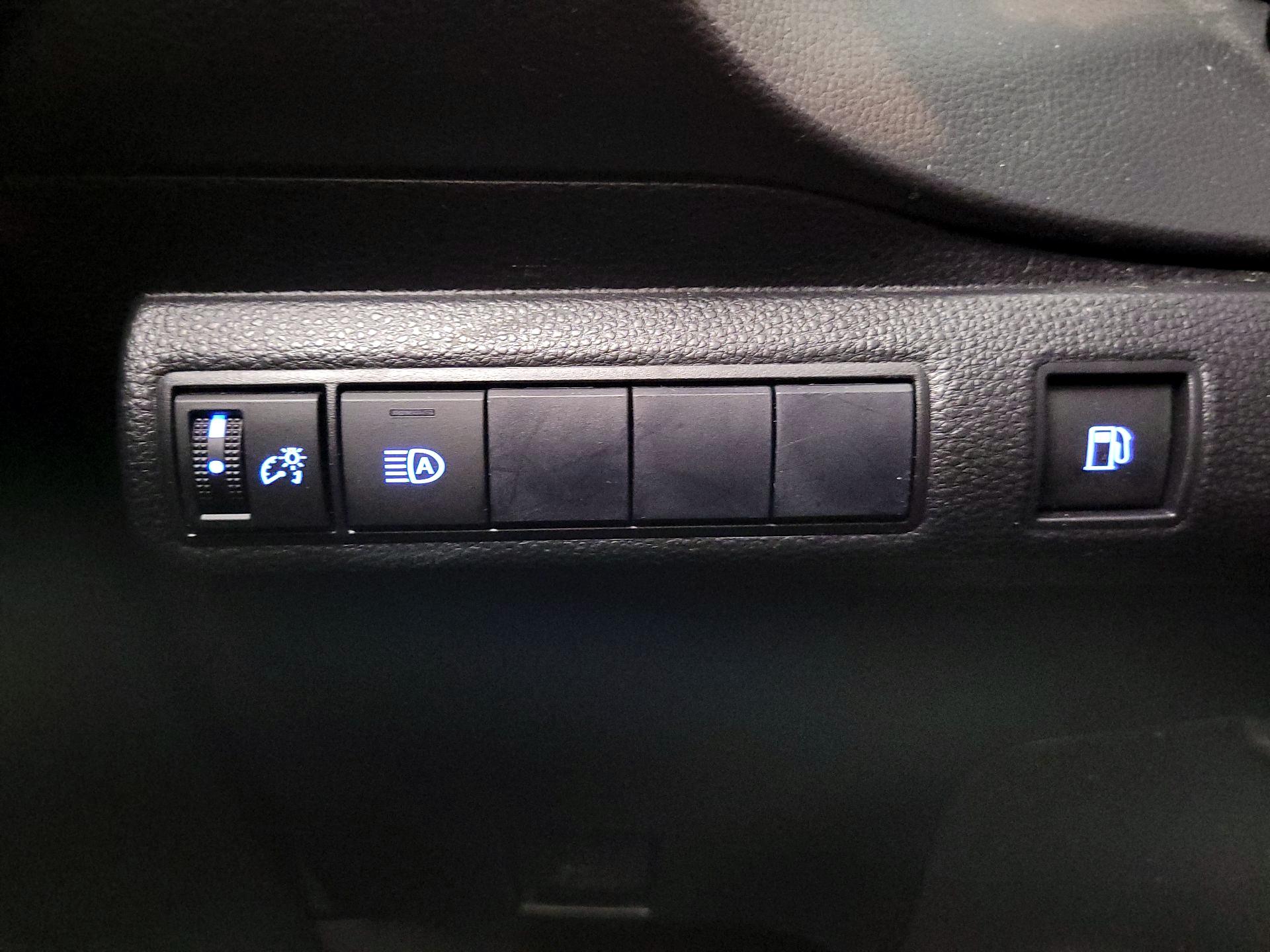 Thumbnail: 2021 Toyota Corolla - 13