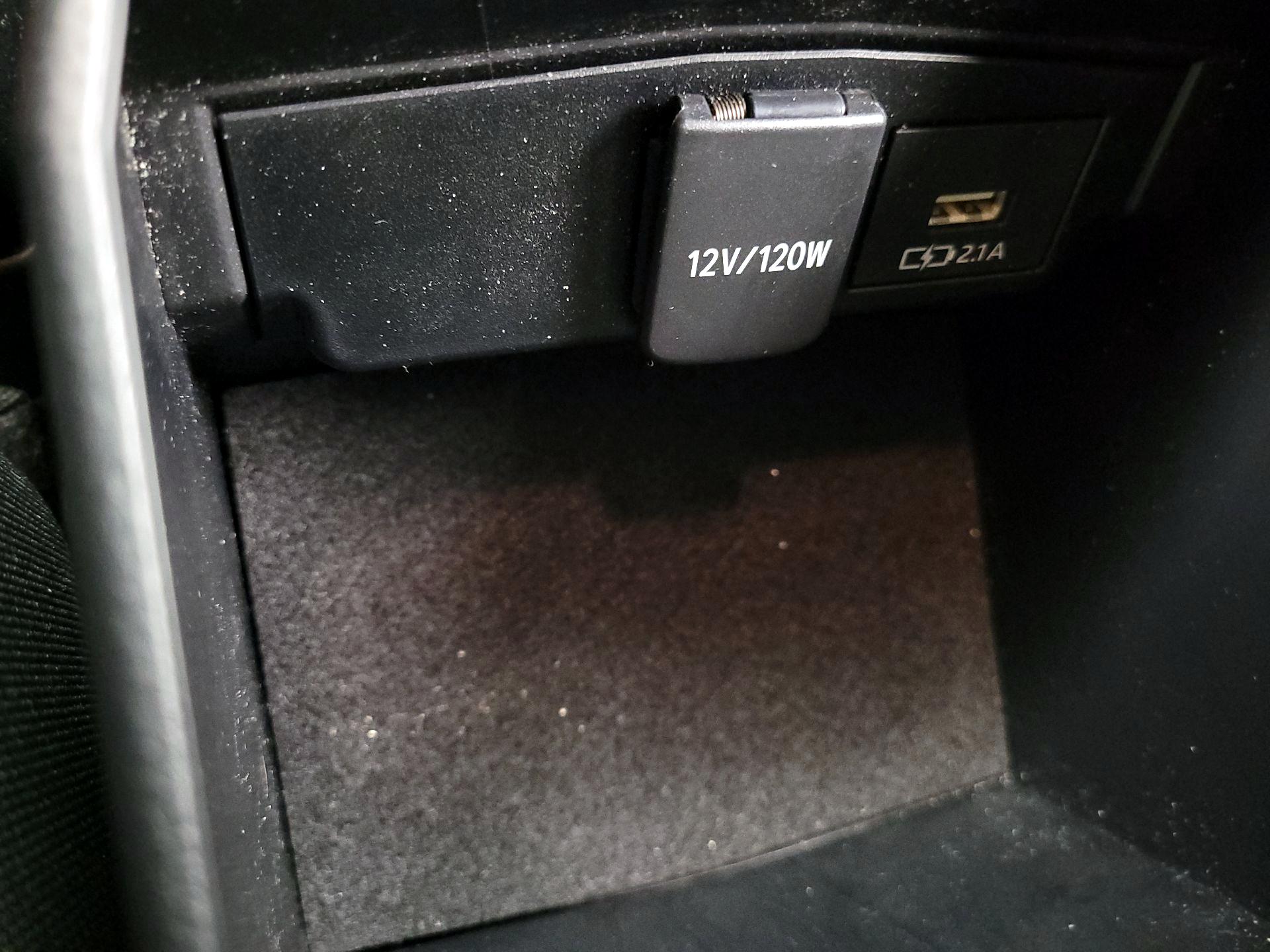 Thumbnail: 2021 Toyota Corolla - 18