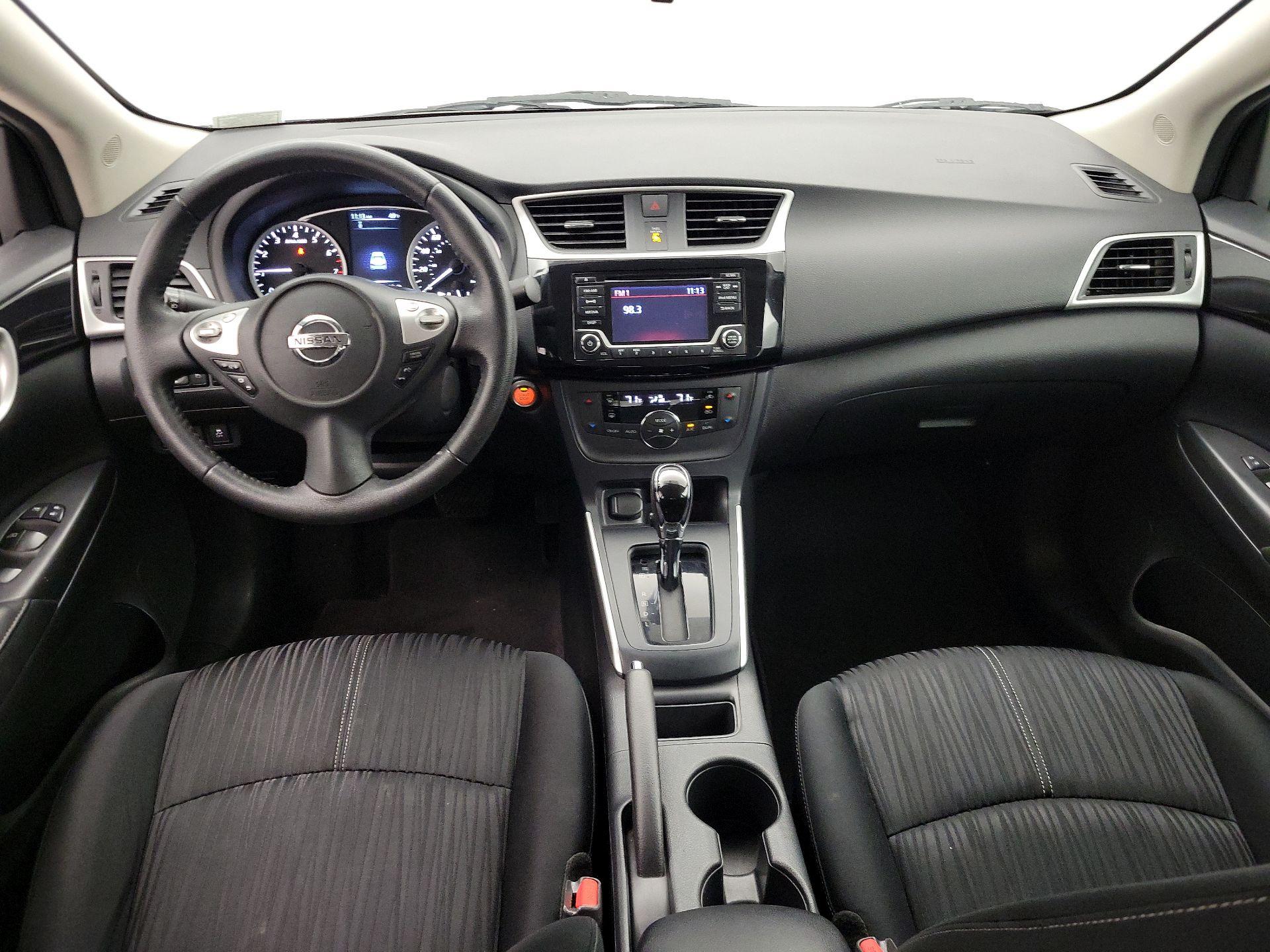 Thumbnail: 2018 Nissan Sentra - 9