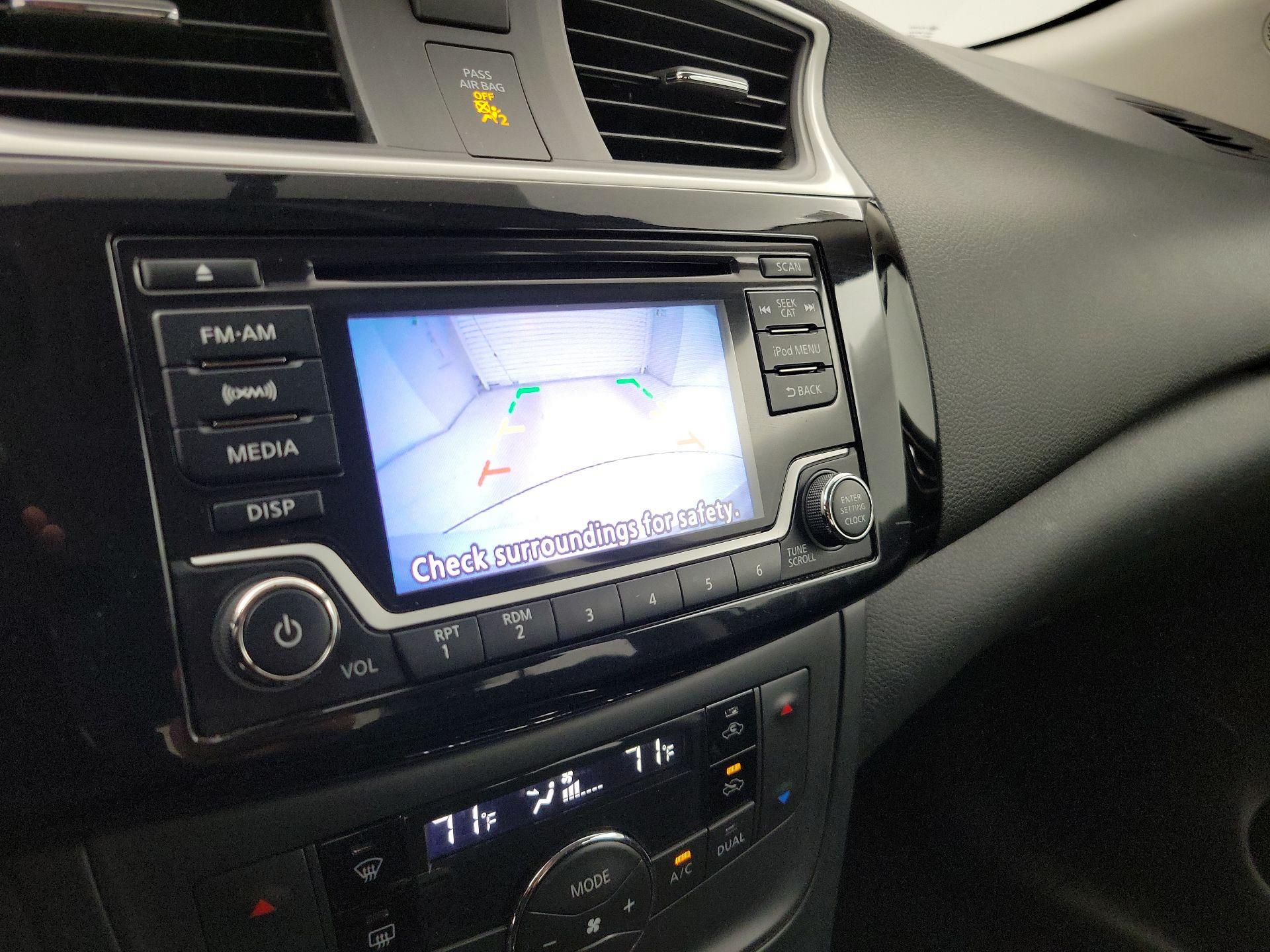 Thumbnail: 2018 Nissan Sentra - 14