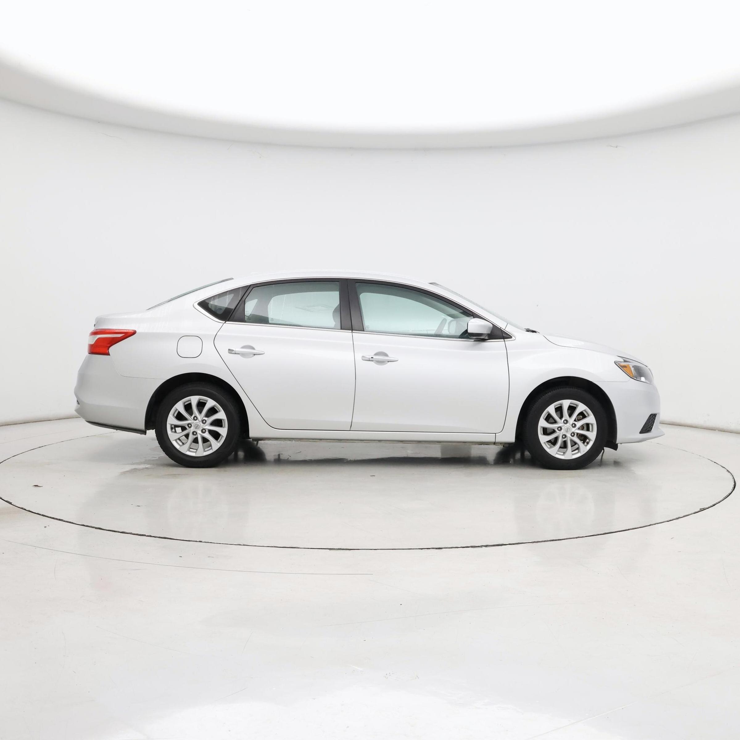 Thumbnail: 2018 Nissan Sentra - 7