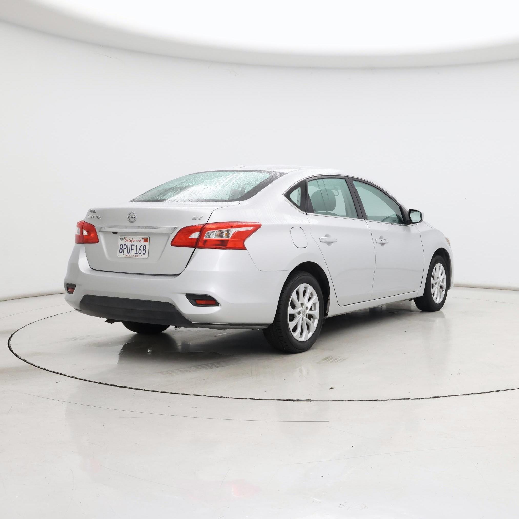 Thumbnail: 2018 Nissan Sentra - 8