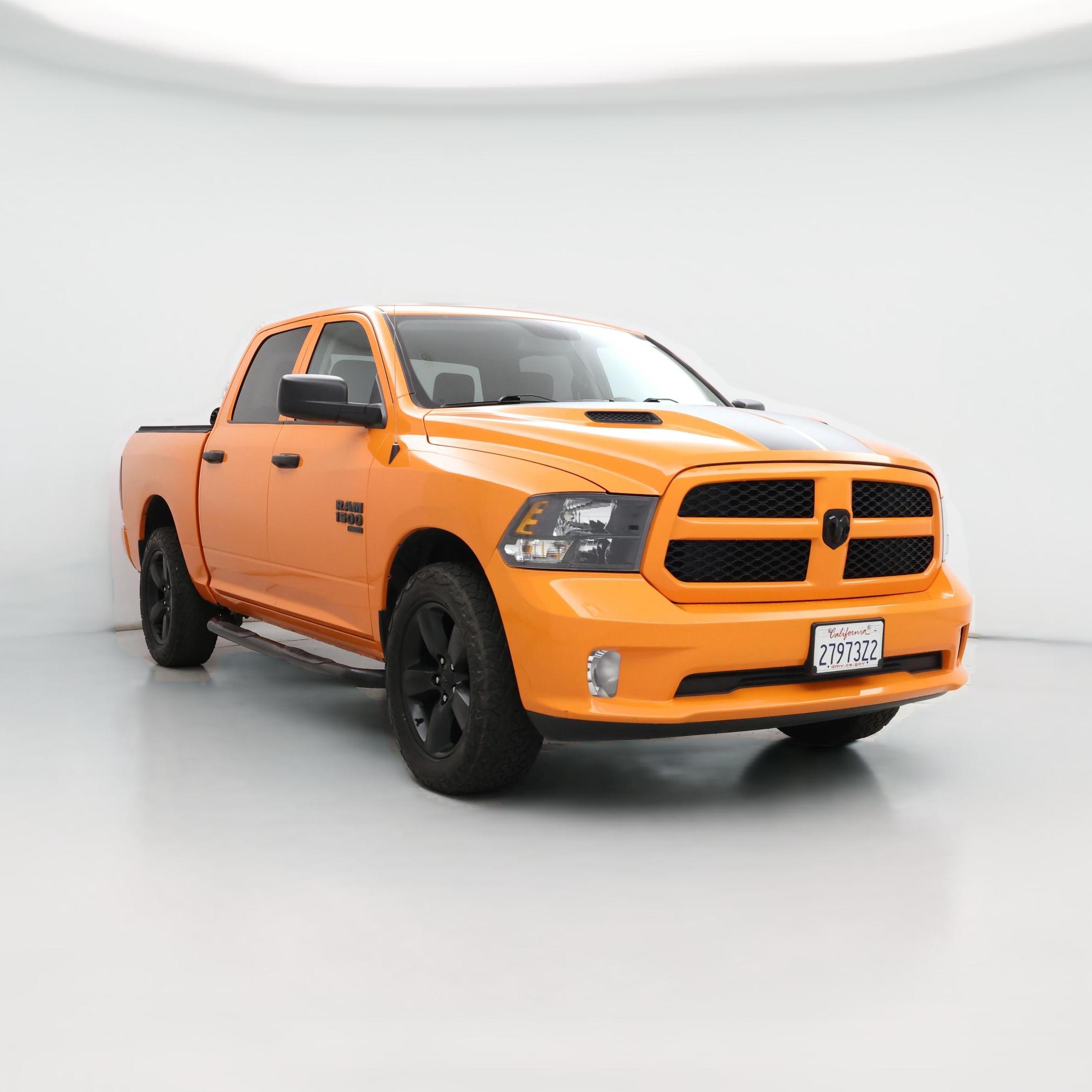 Thumbnail: 2019 RAM 1500 Classic - 1