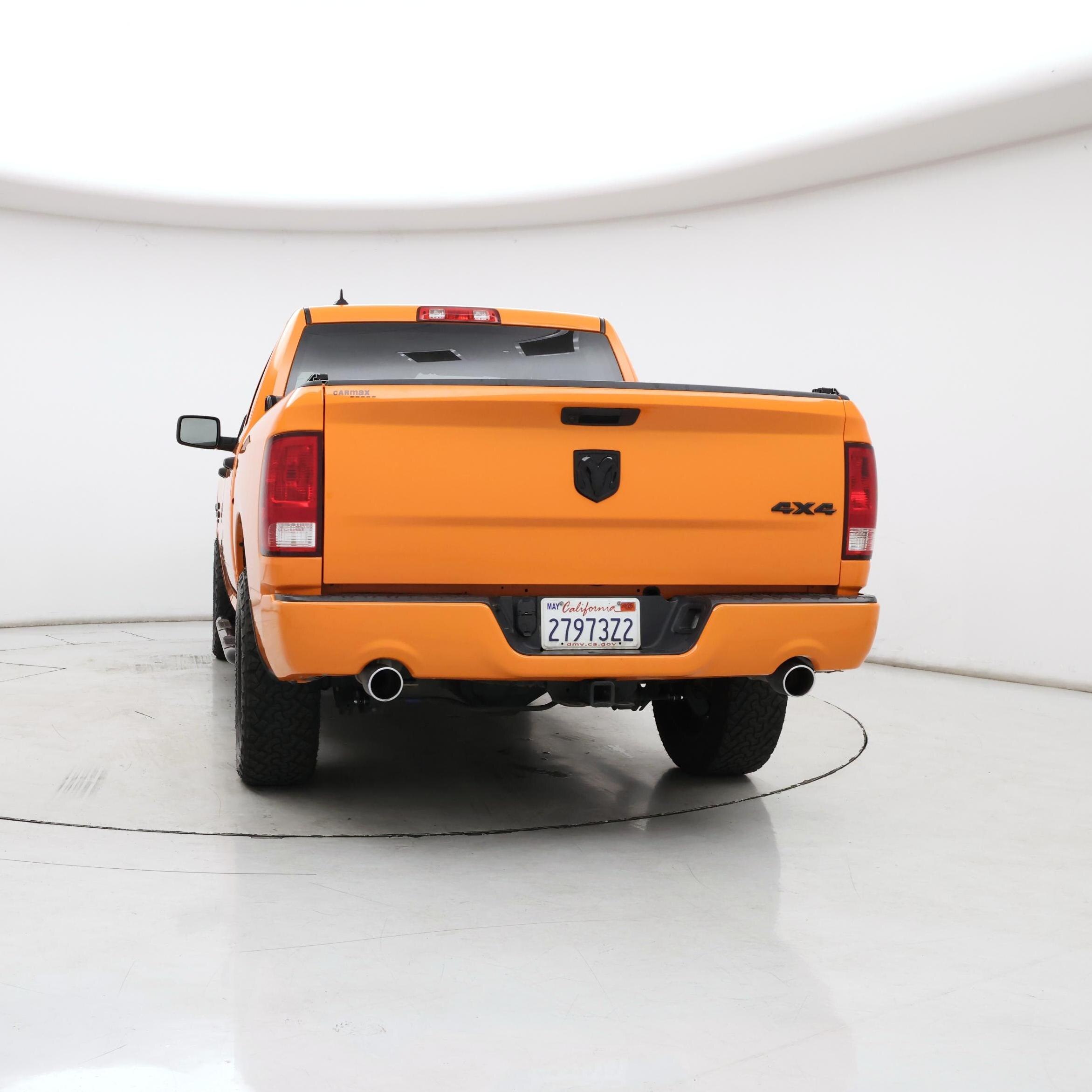 Thumbnail: 2019 RAM 1500 Classic - 6