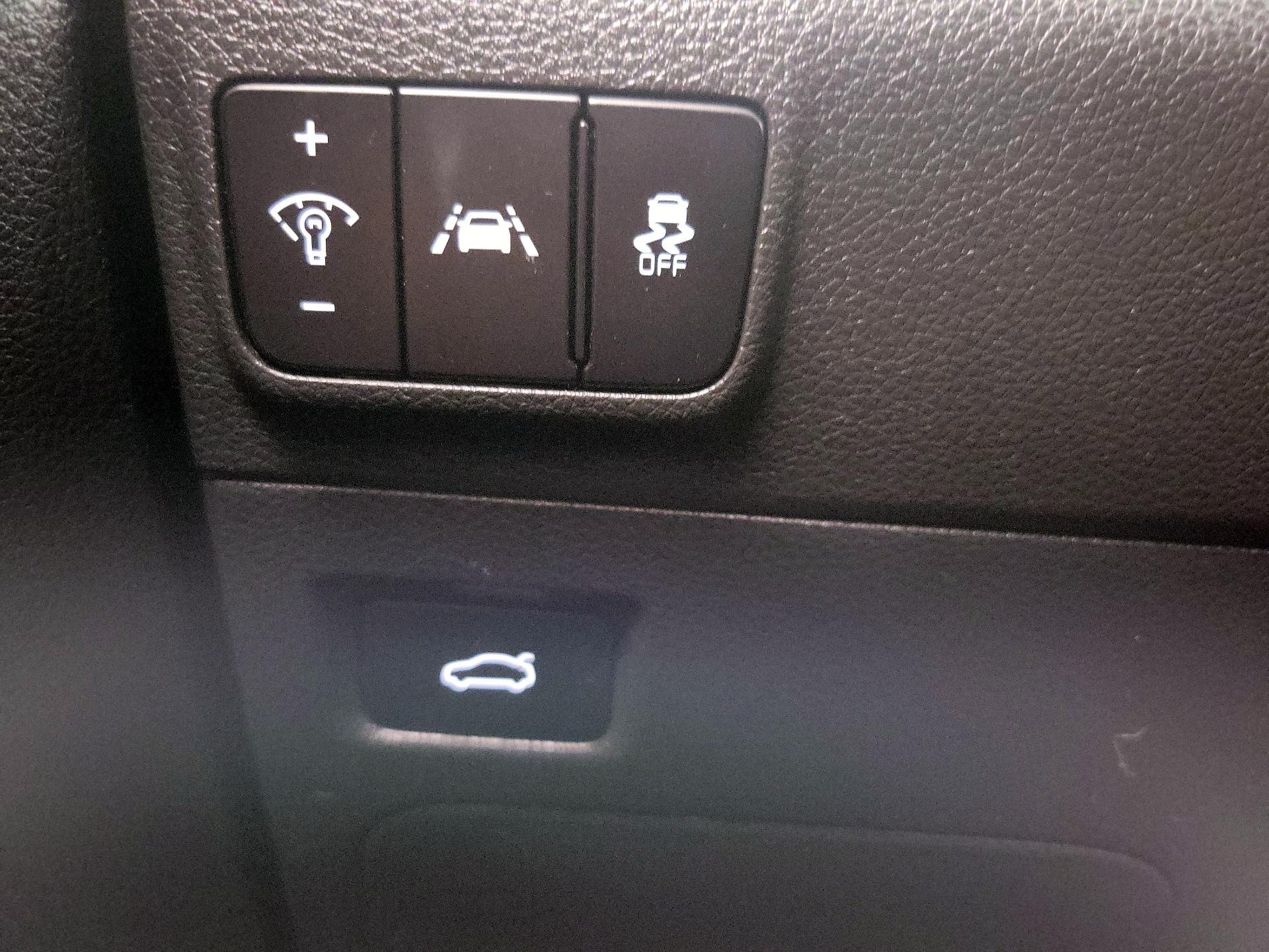 Thumbnail: 2021 Kia K5 - 13