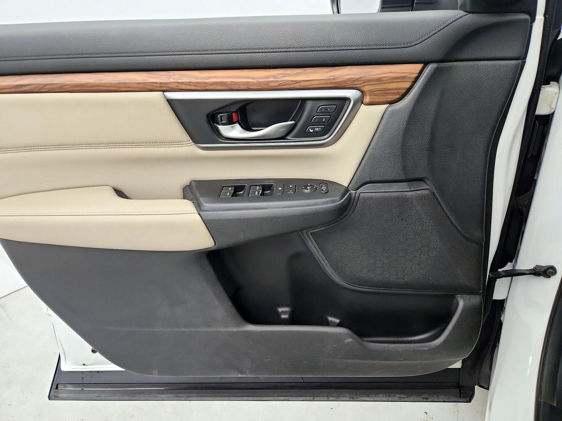 Thumbnail: 2018 Honda CR-V - 12