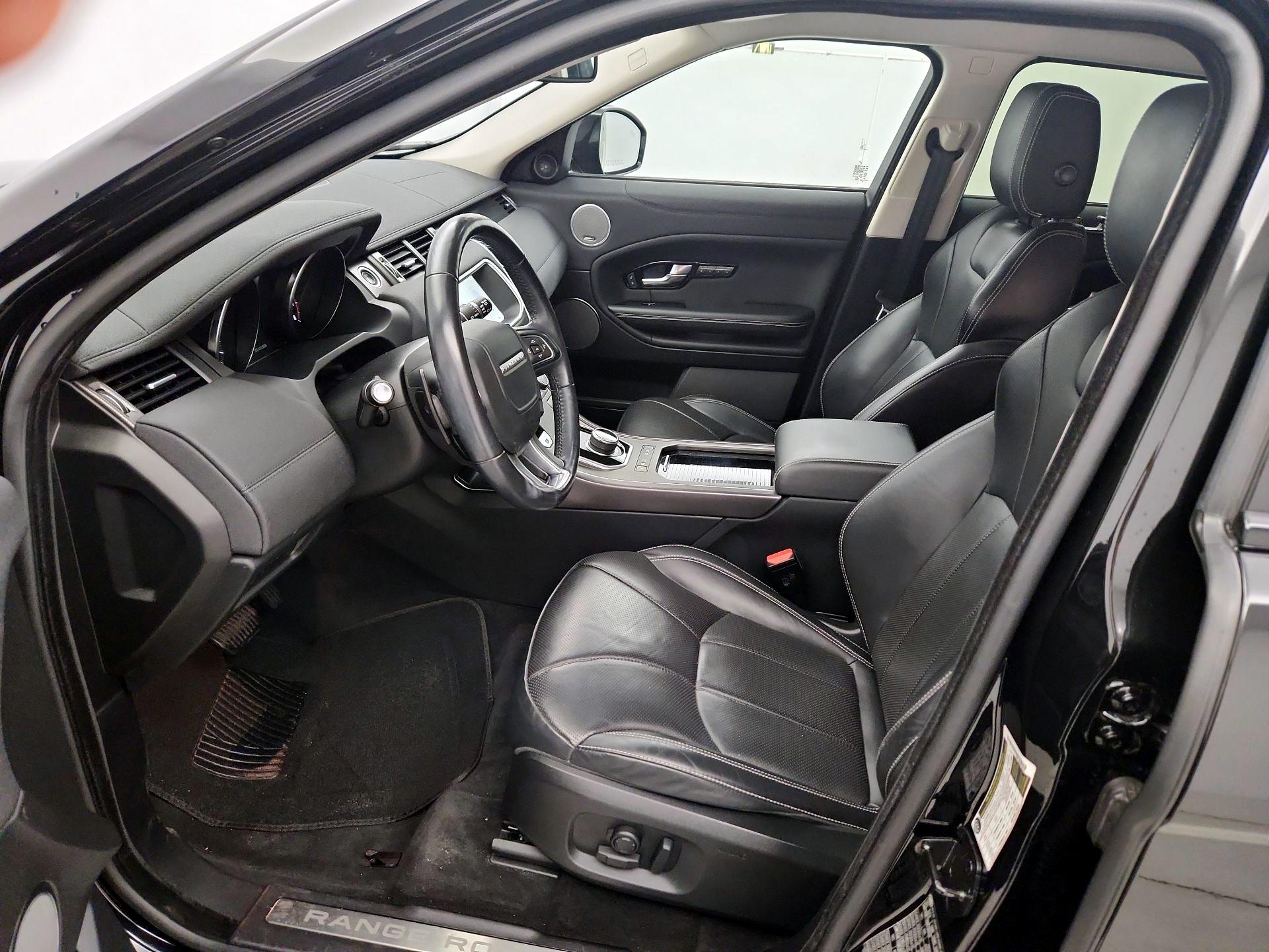 Thumbnail: 2018 Land Rover Range Rover Evoque - 11