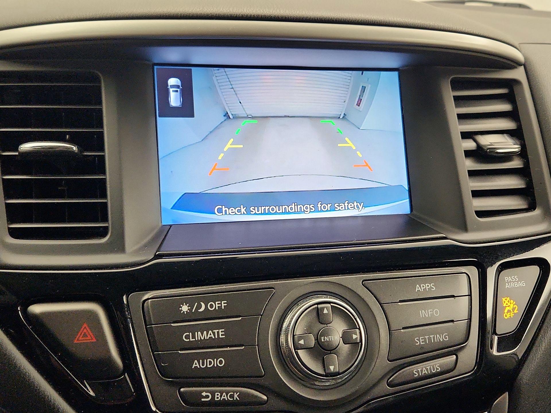 Thumbnail: 2020 Nissan Pathfinder - 14