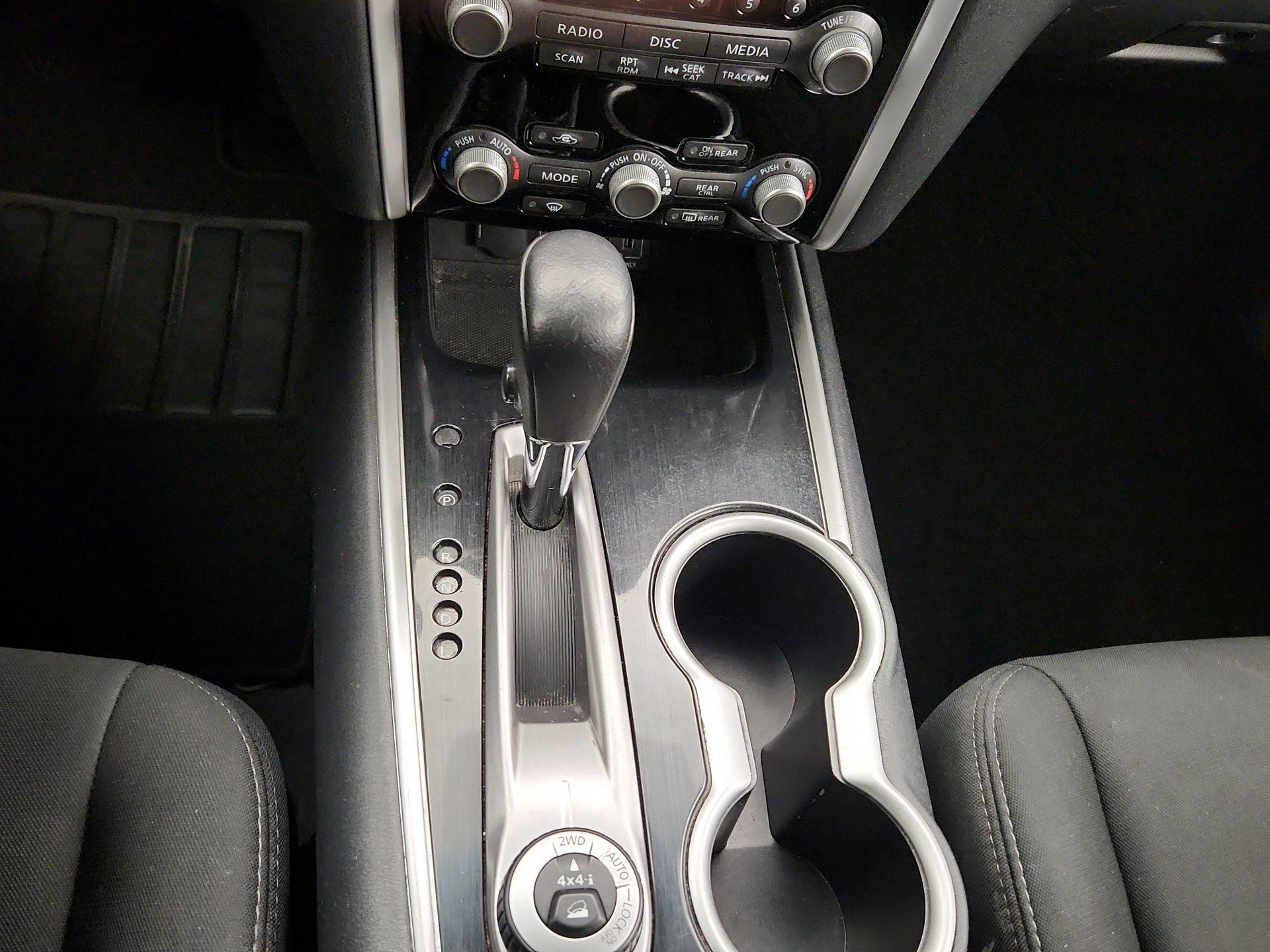 Thumbnail: 2020 Nissan Pathfinder - 17