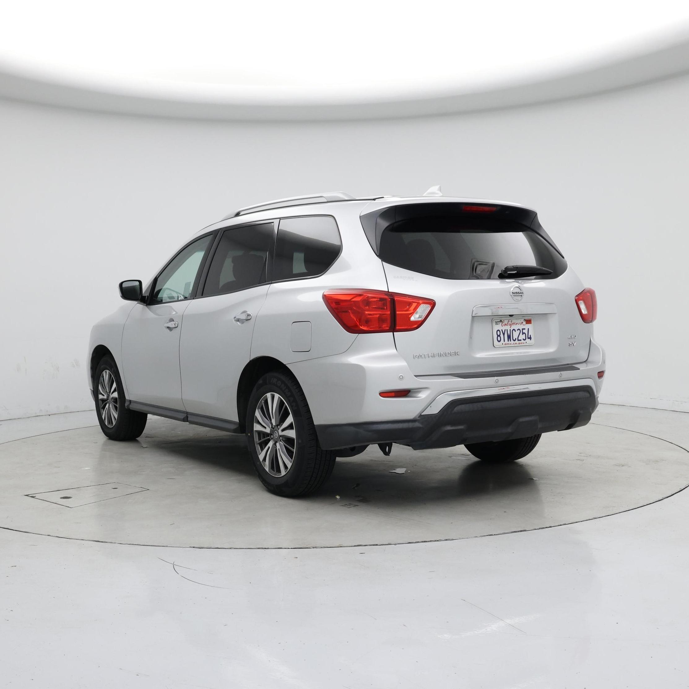 Thumbnail: 2020 Nissan Pathfinder - 2