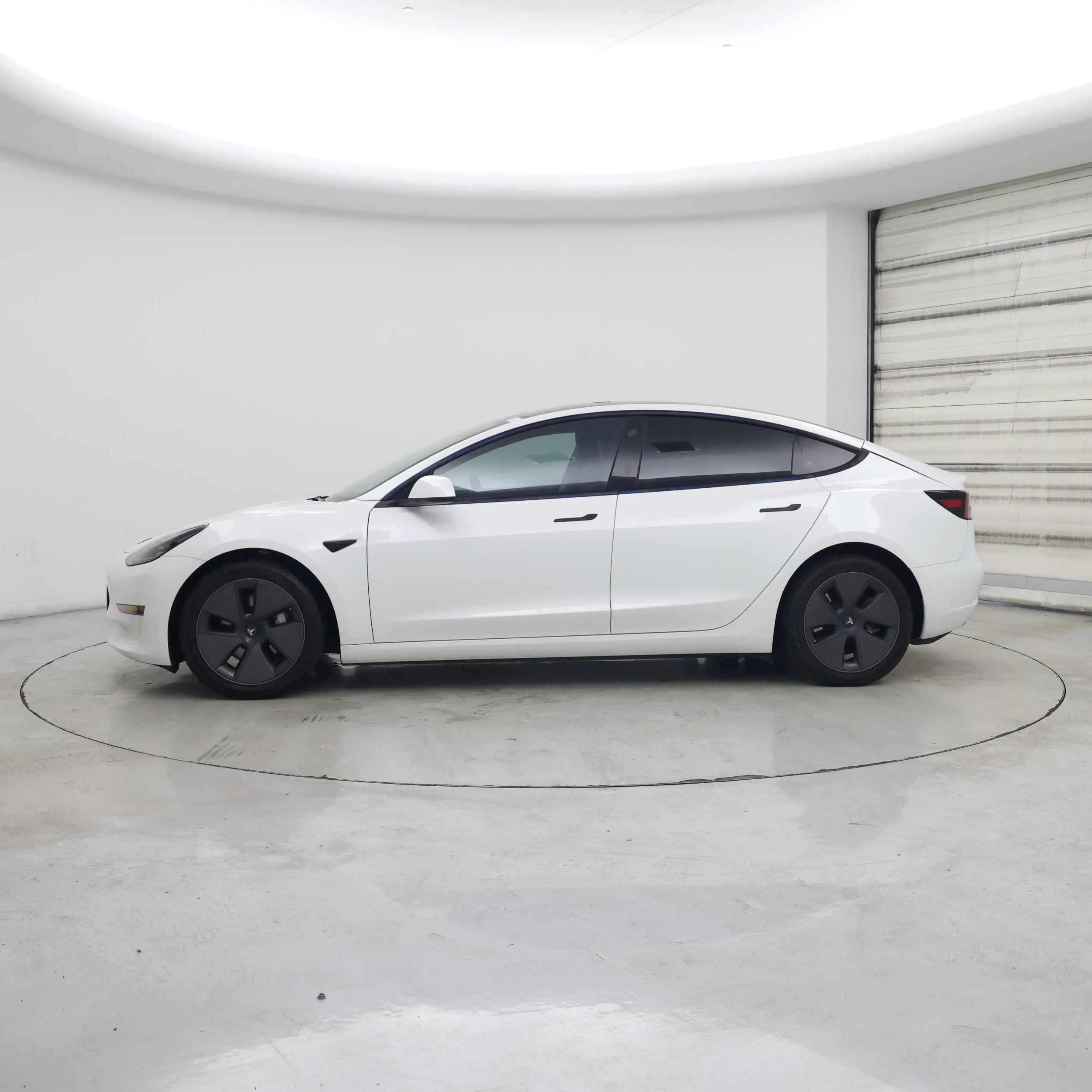 Thumbnail: 2023 Tesla Model 3 - 3