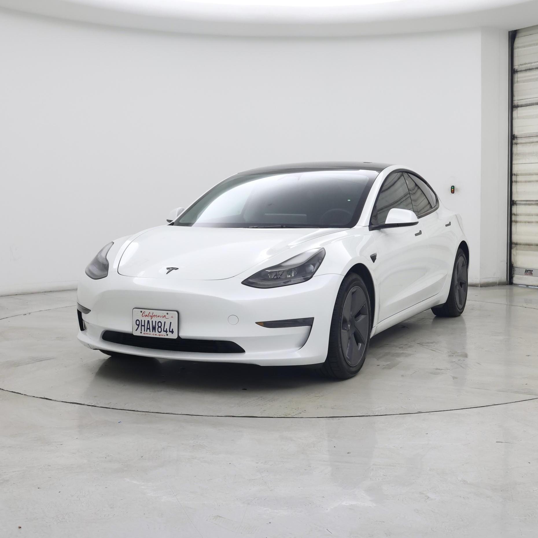 Thumbnail: 2023 Tesla Model 3 - 4