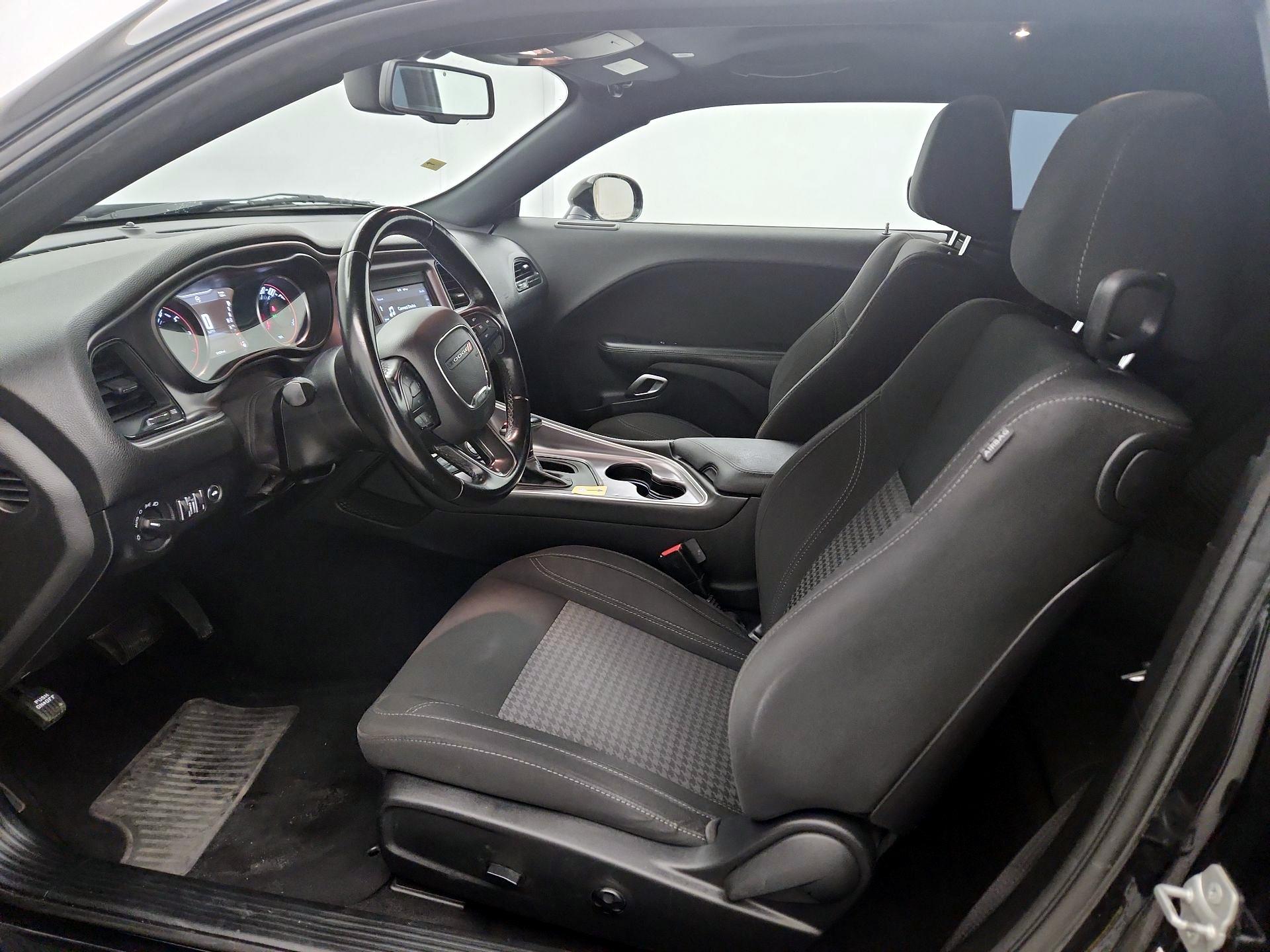 Thumbnail: 2019 Dodge Challenger - 11