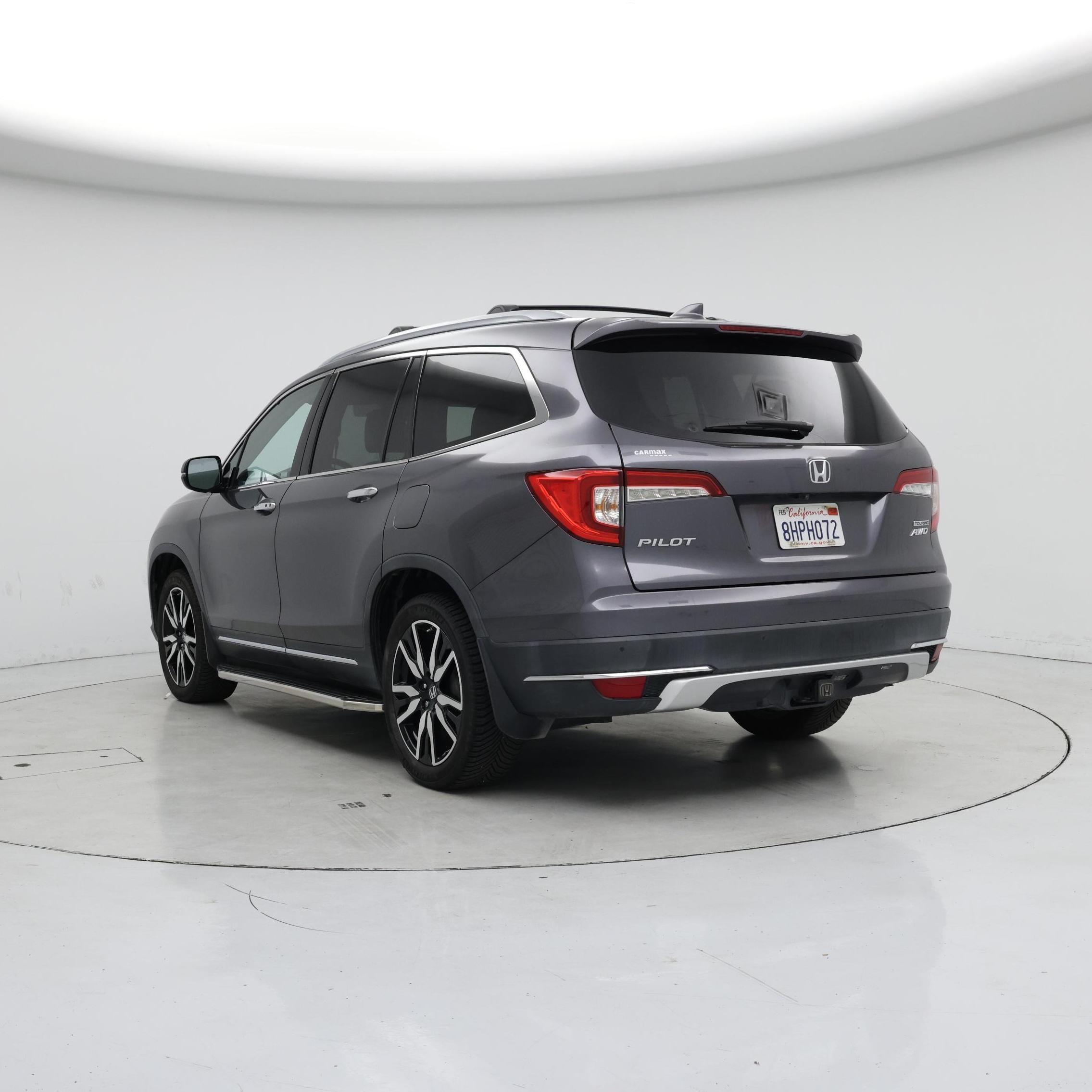 Thumbnail: 2019 Honda Pilot - 2