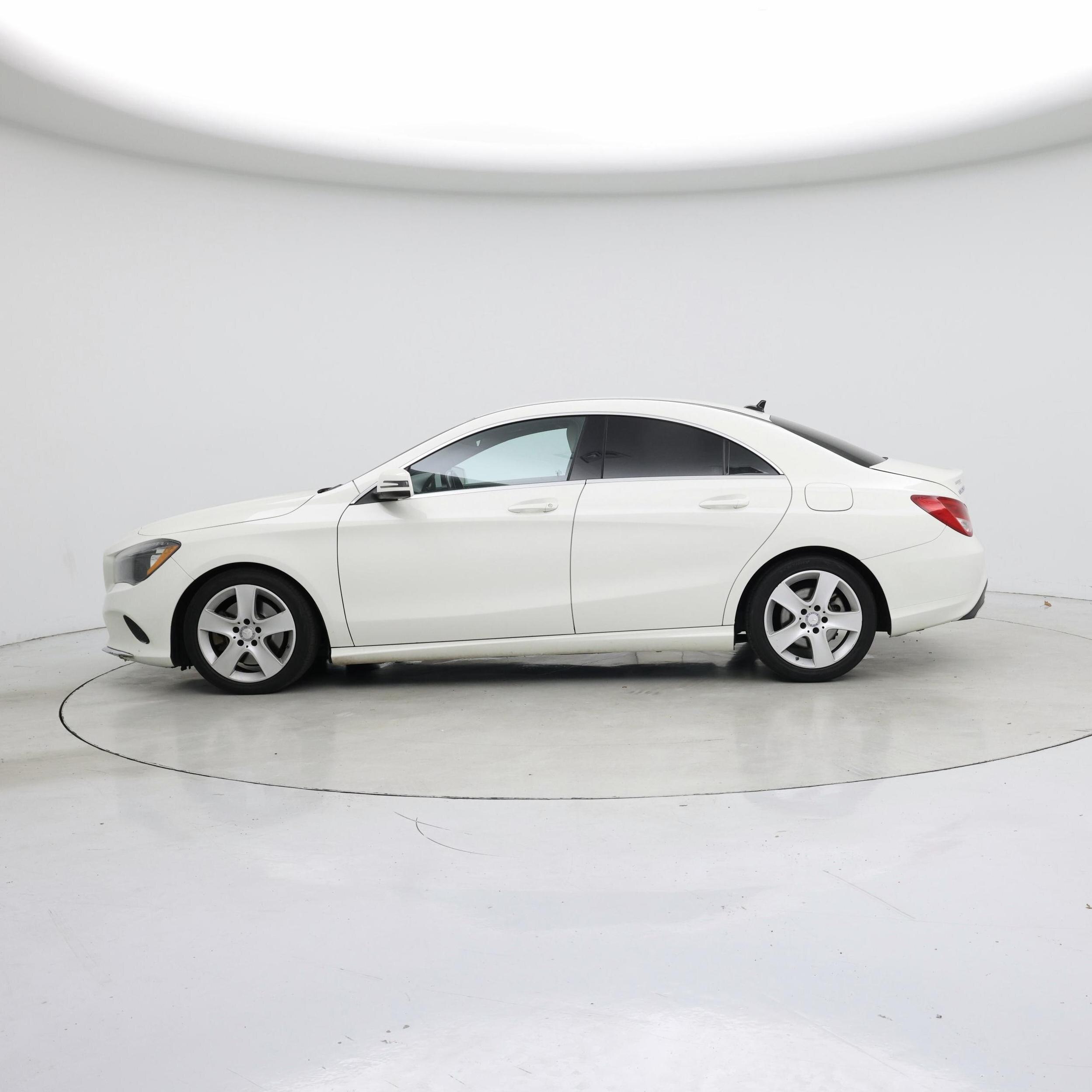 Thumbnail: 2017 Mercedes-Benz CLA - 3