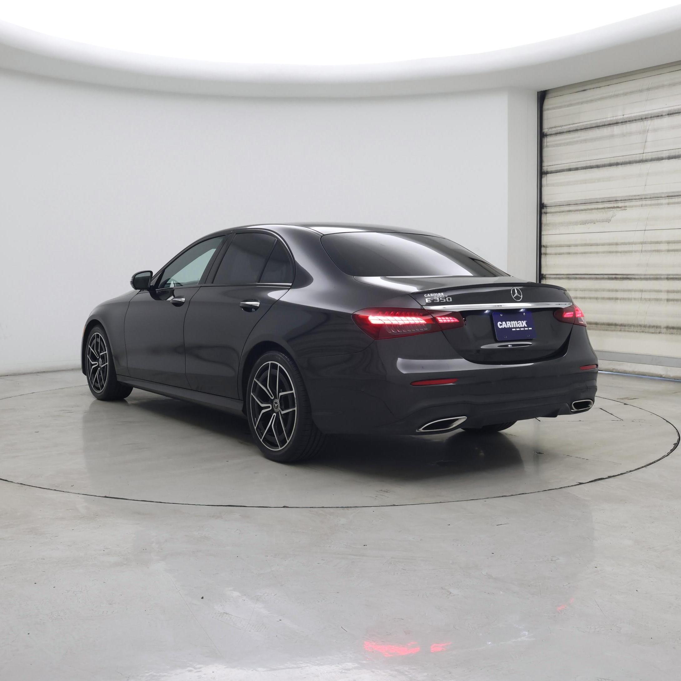 Thumbnail: 2022 Mercedes-Benz E-Class - 2