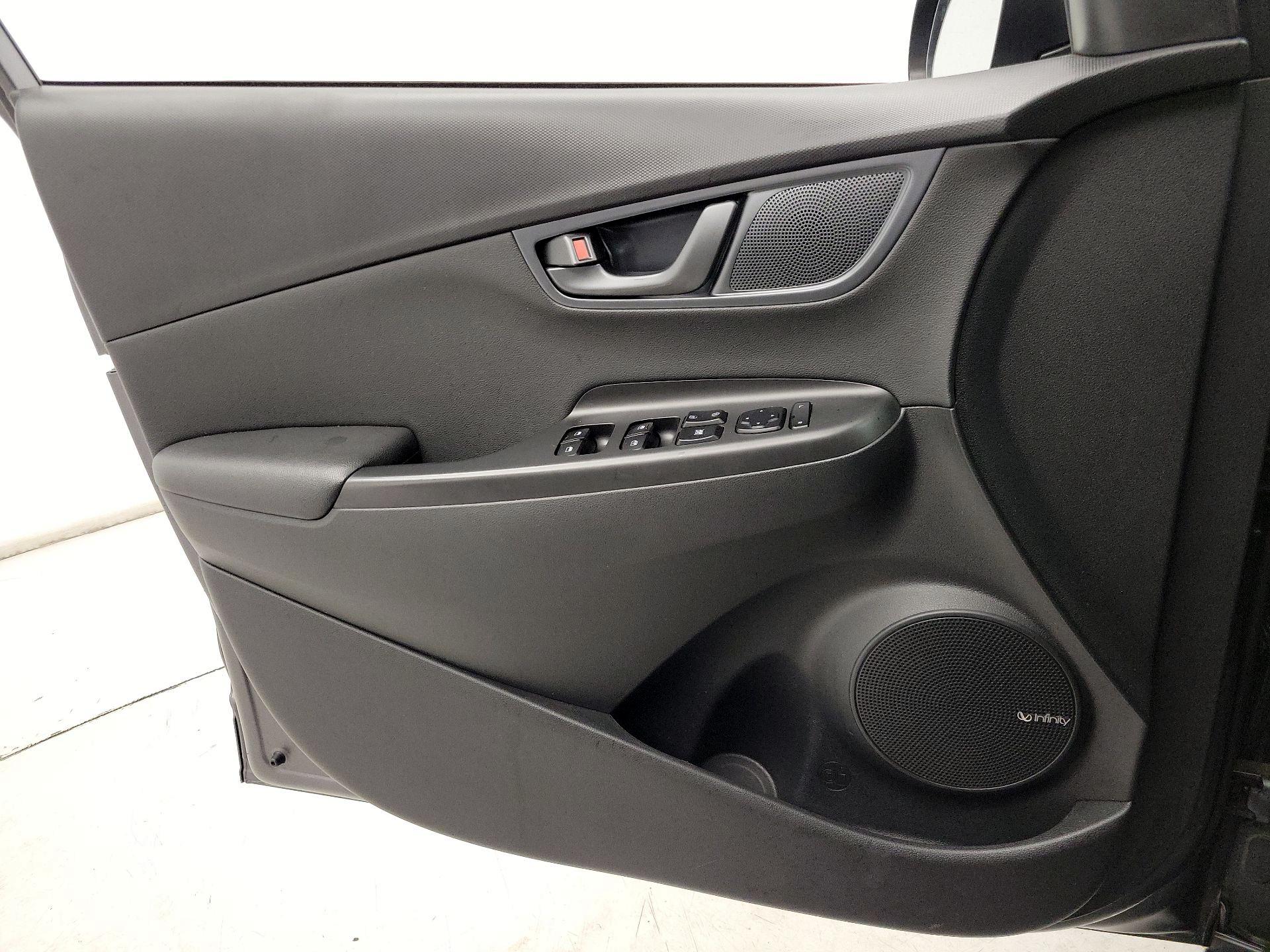 Thumbnail: 2019 Hyundai Kona - 12