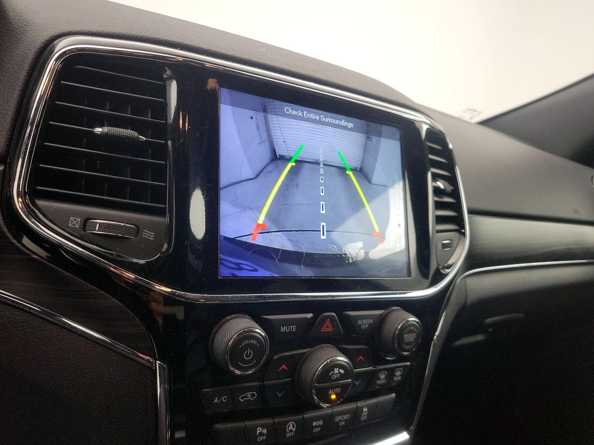 Thumbnail: 2019 Jeep Grand Cherokee - 15