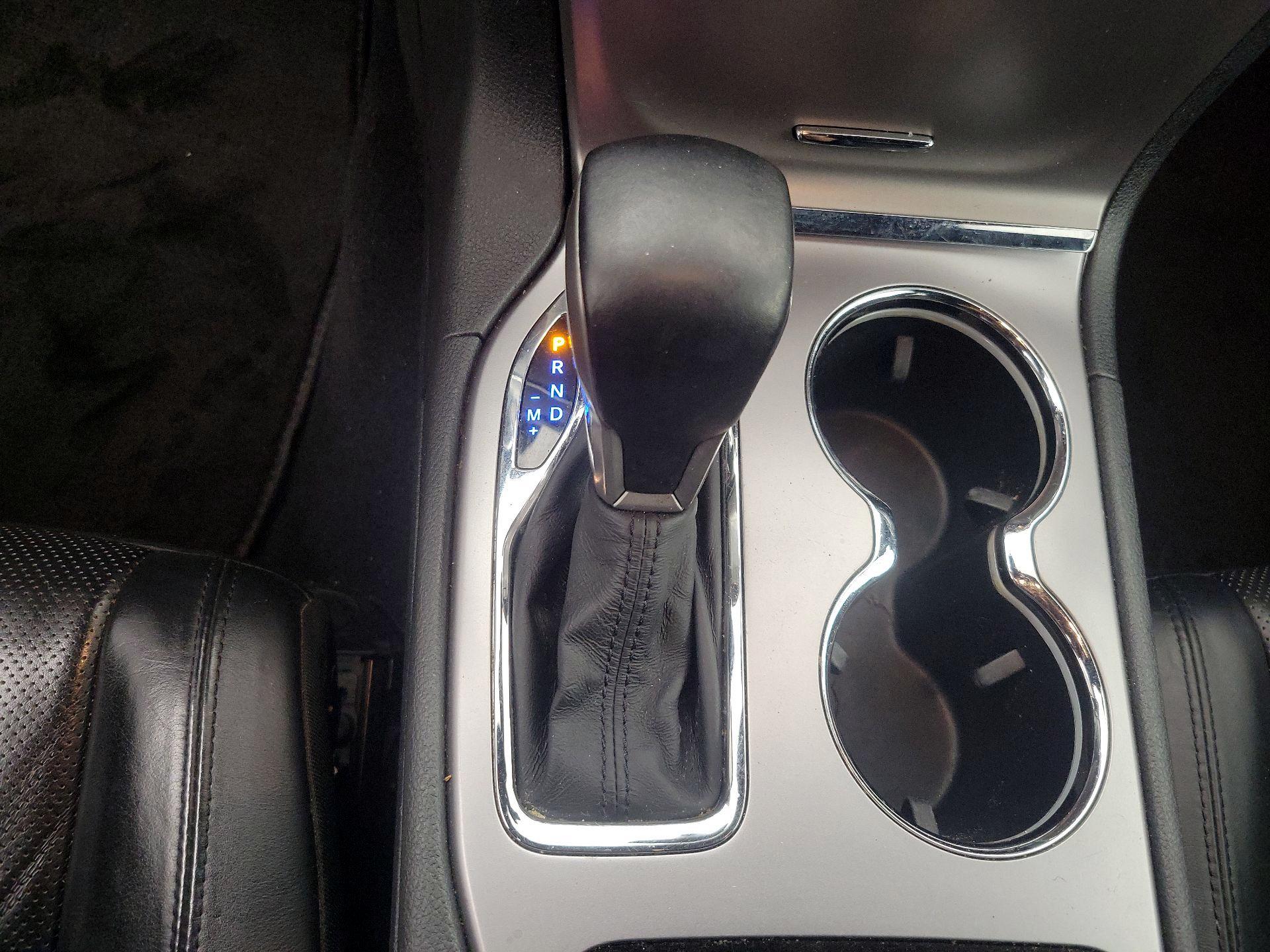 Thumbnail: 2019 Jeep Grand Cherokee - 18