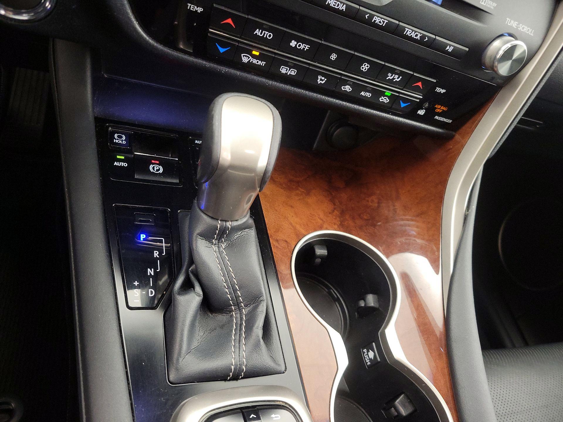 Thumbnail: 2016 Lexus RX - 18