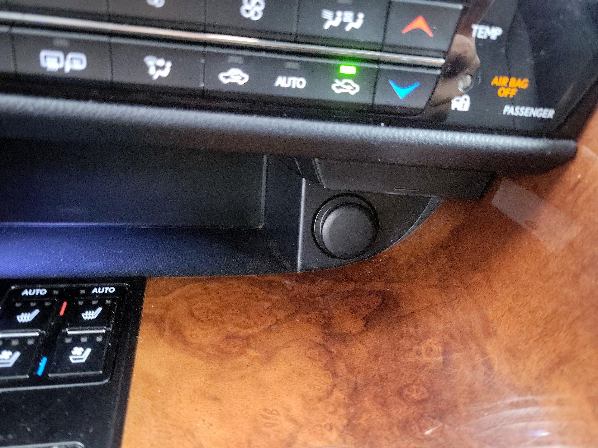 Thumbnail: 2016 Lexus RX - 19