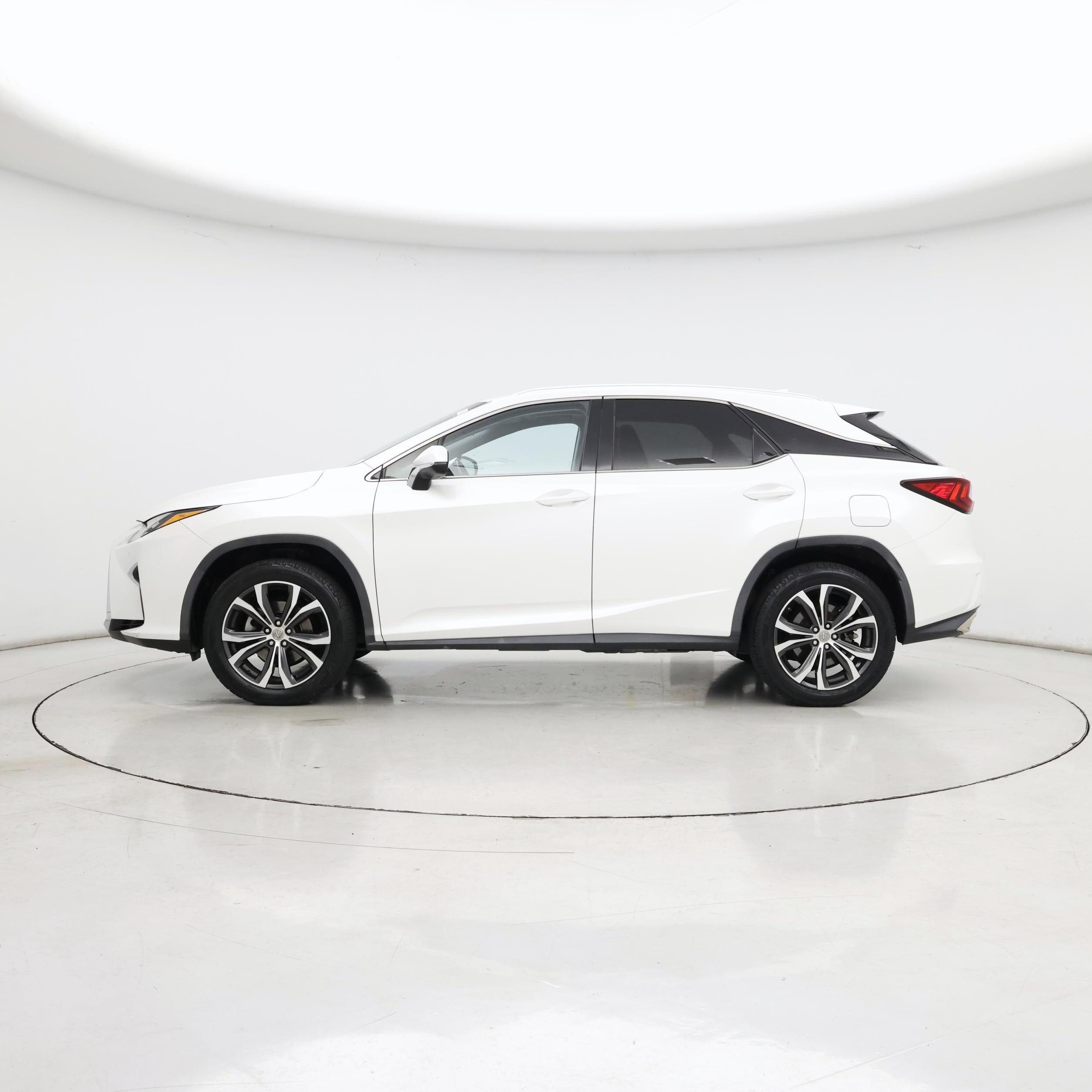 Thumbnail: 2016 Lexus RX - 3