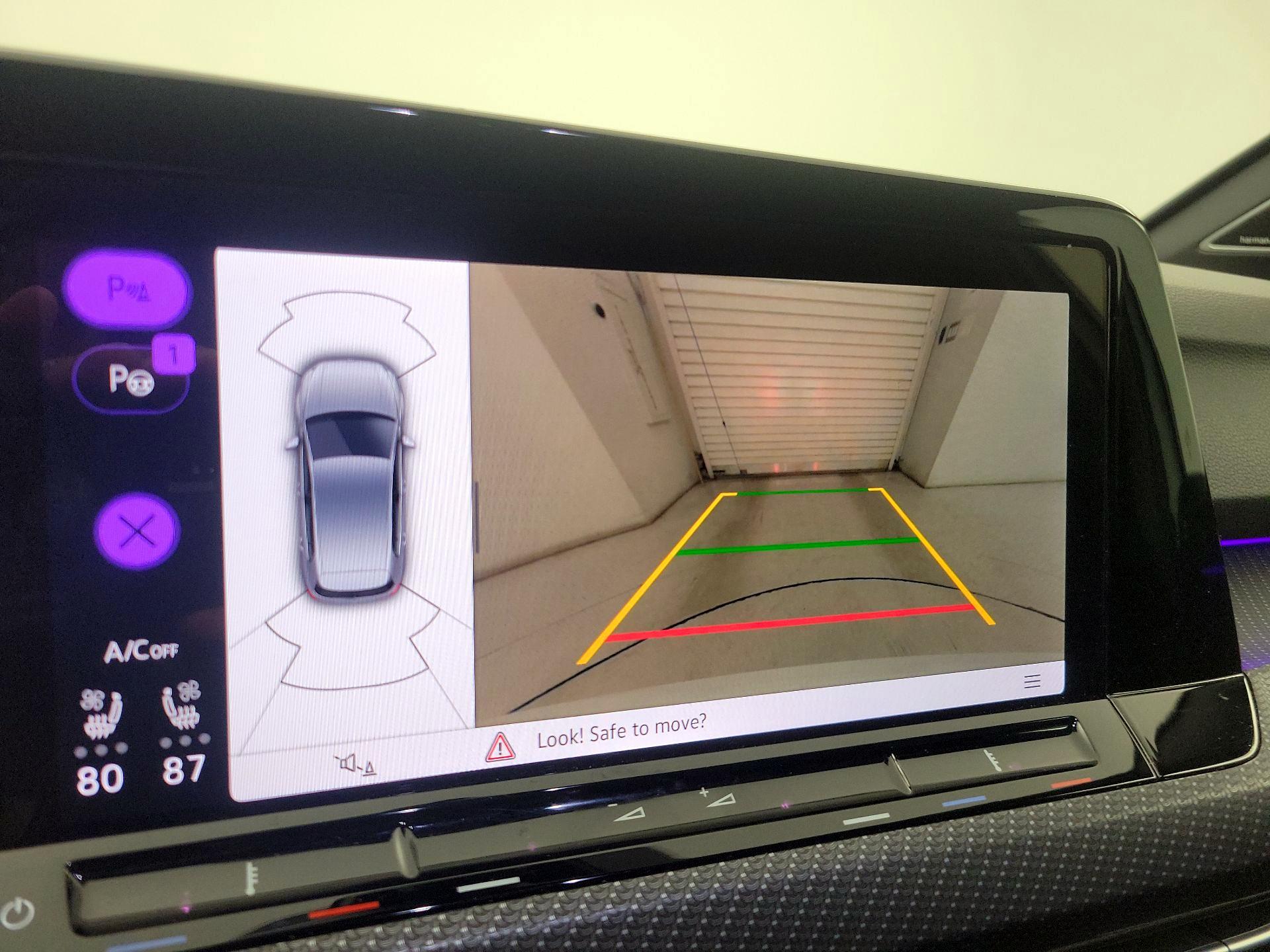 Thumbnail: 2024 Volkswagen Golf - 15