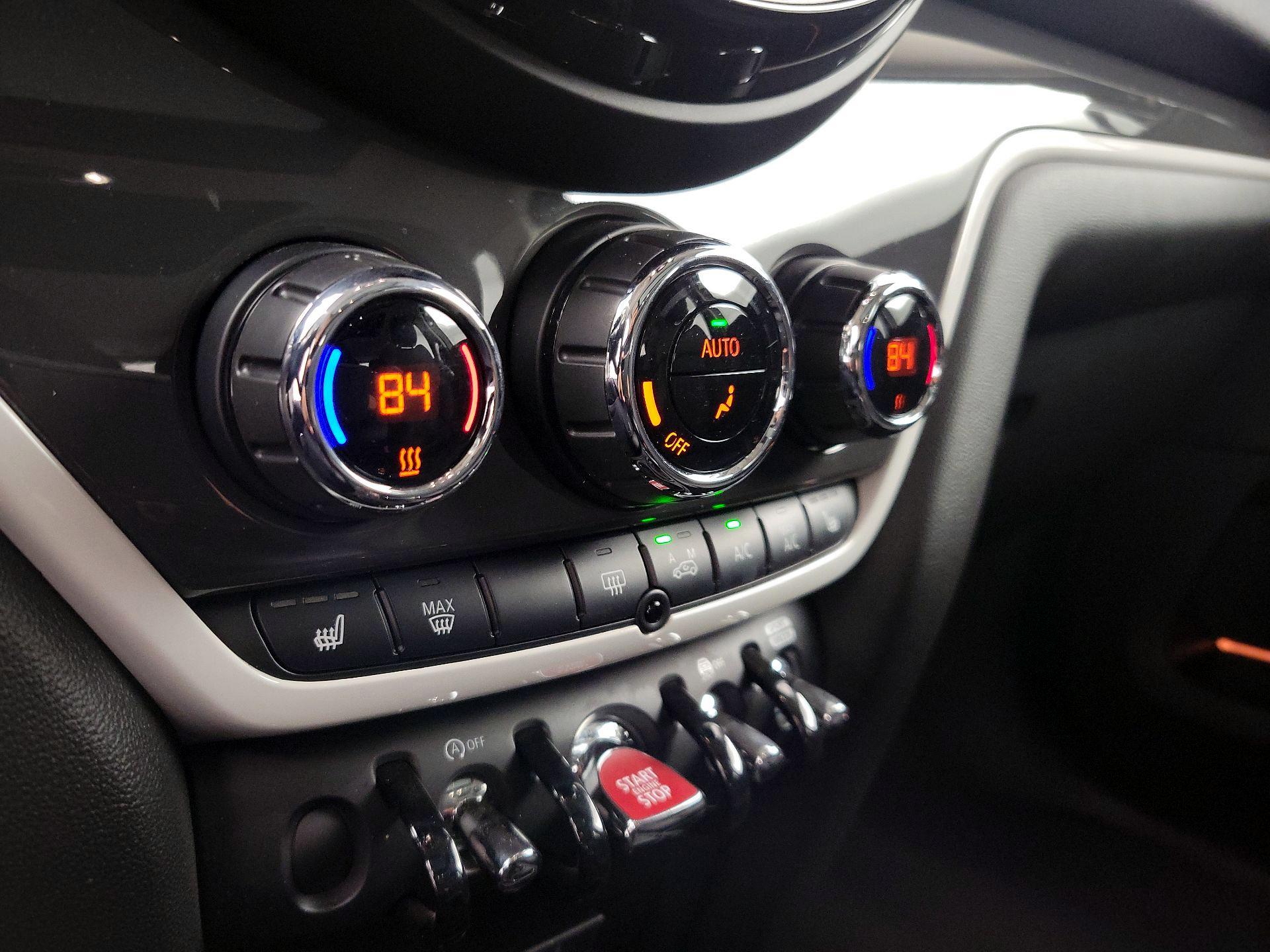 Thumbnail: 2020 MINI Cooper Countryman - 16