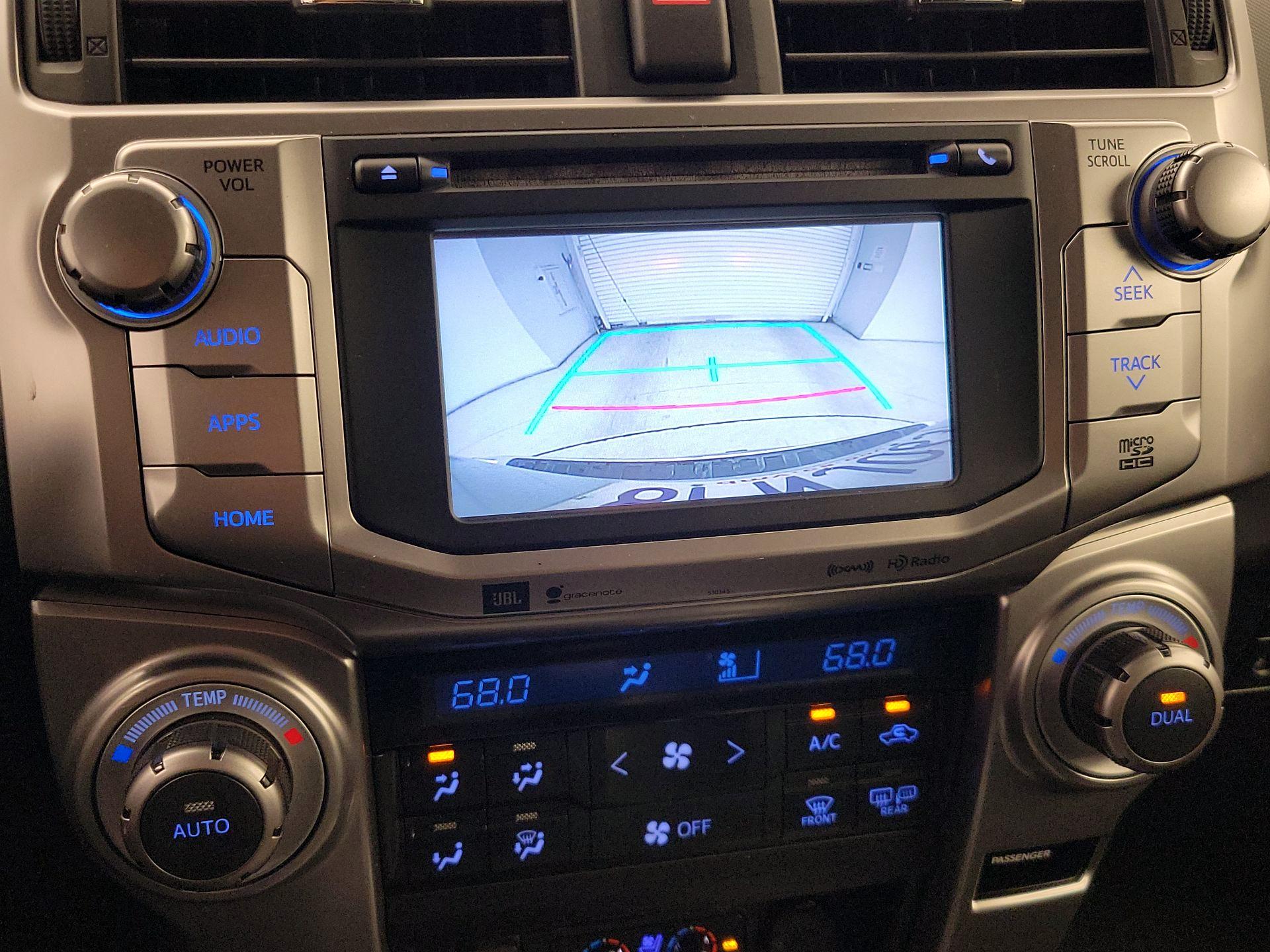 Thumbnail: 2018 Toyota 4Runner - 15