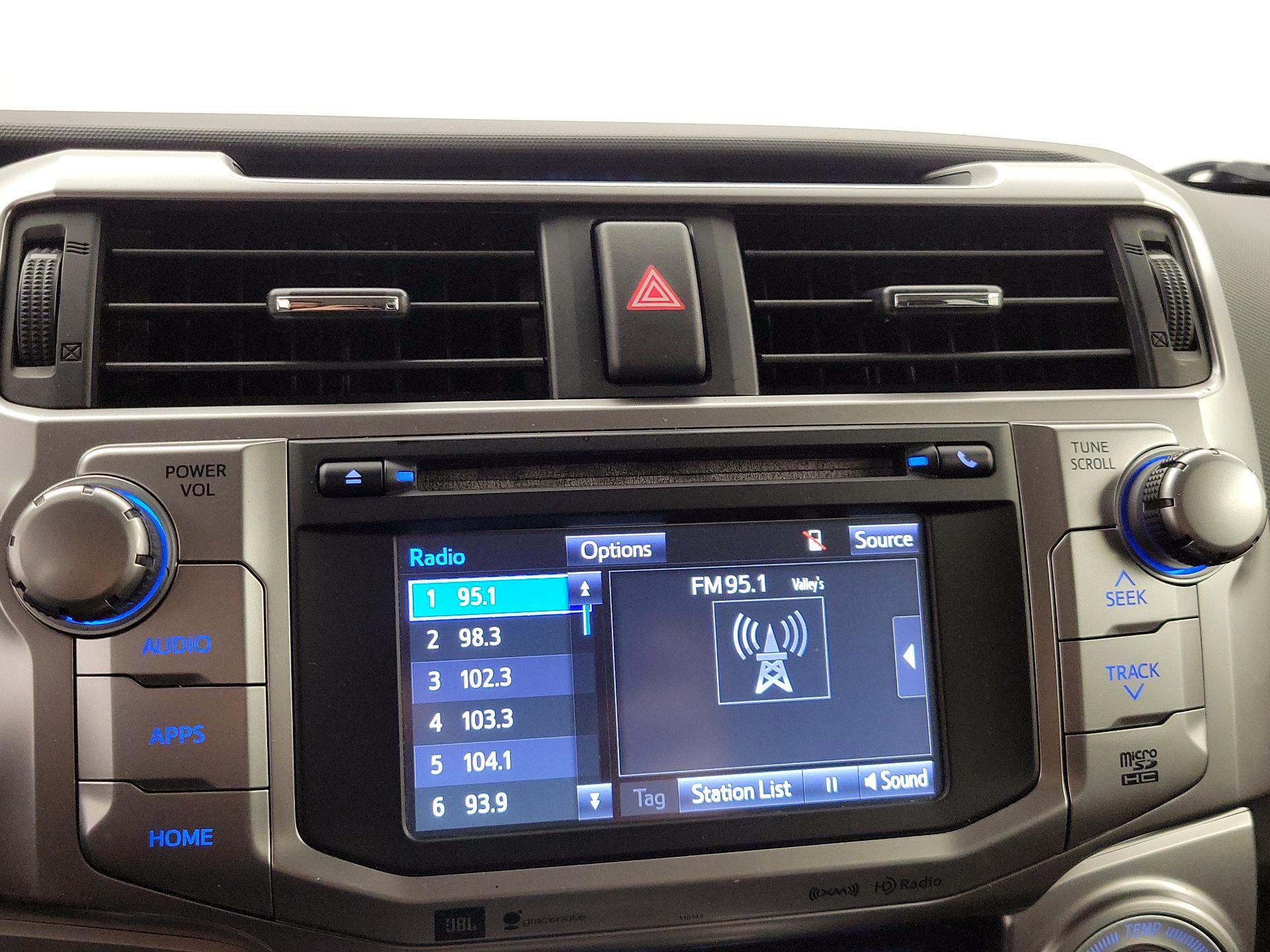 Thumbnail: 2018 Toyota 4Runner - 16