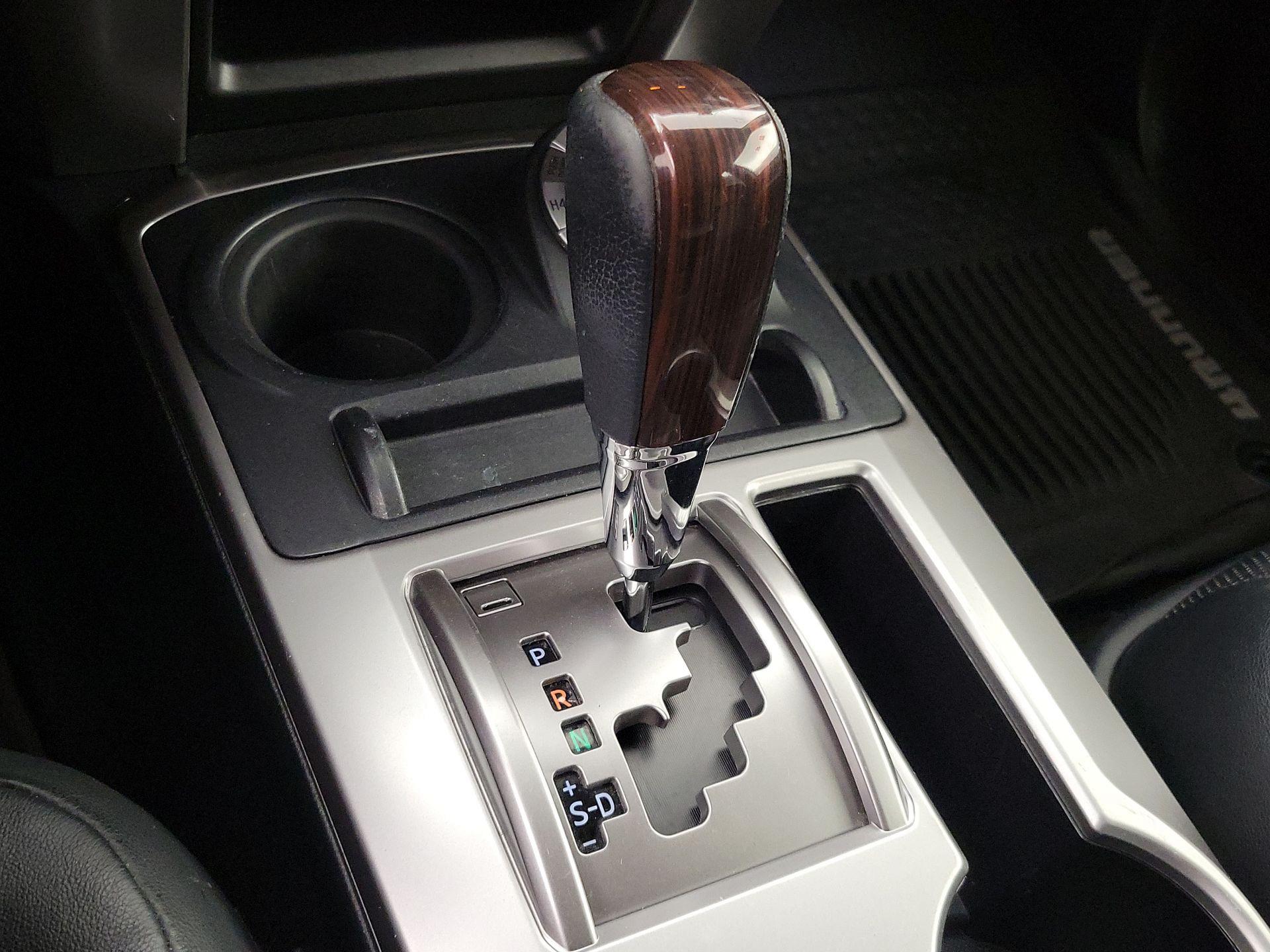 Thumbnail: 2018 Toyota 4Runner - 18