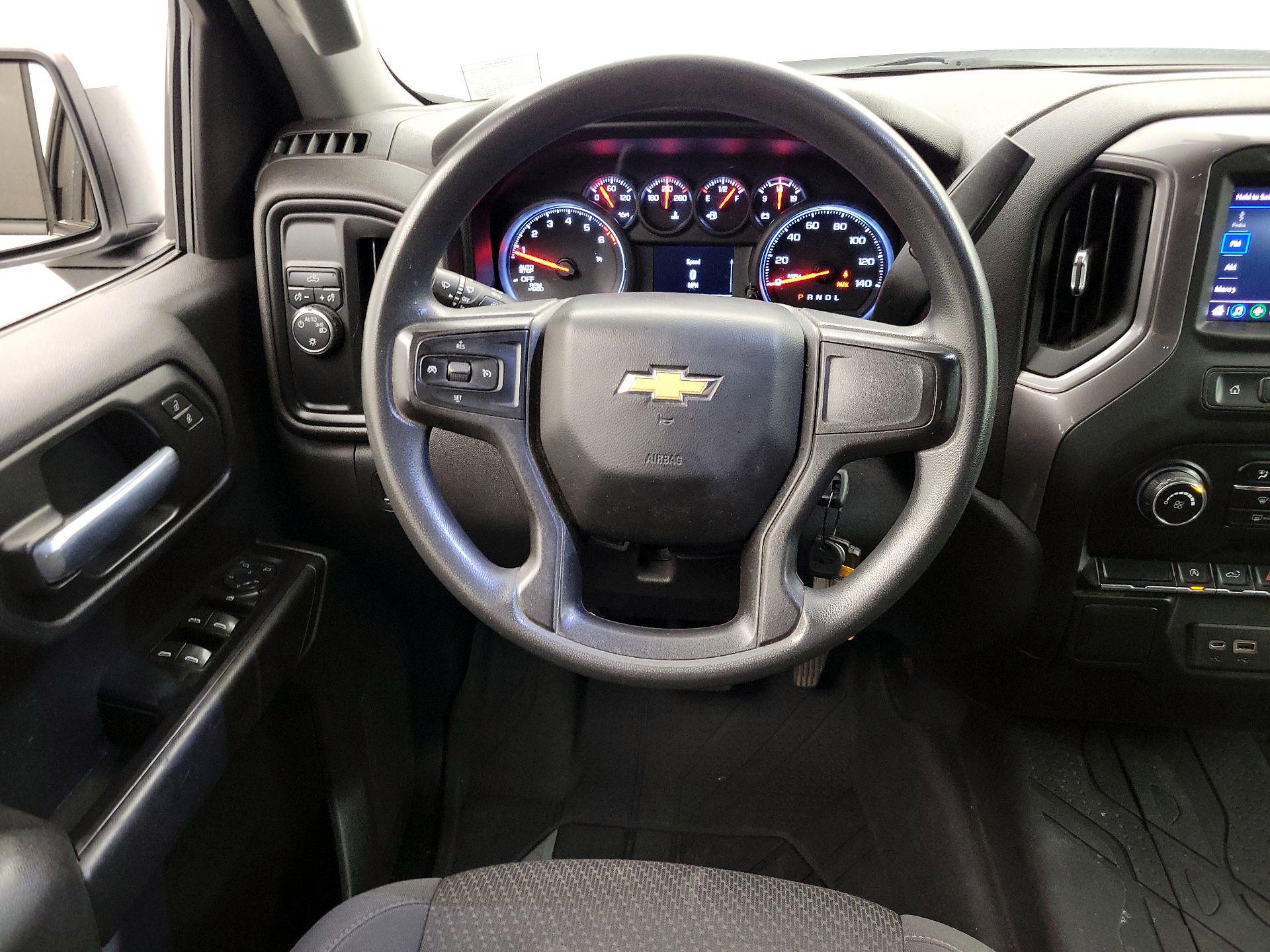 Thumbnail: 2021 Chevrolet Silverado 1500 - 10