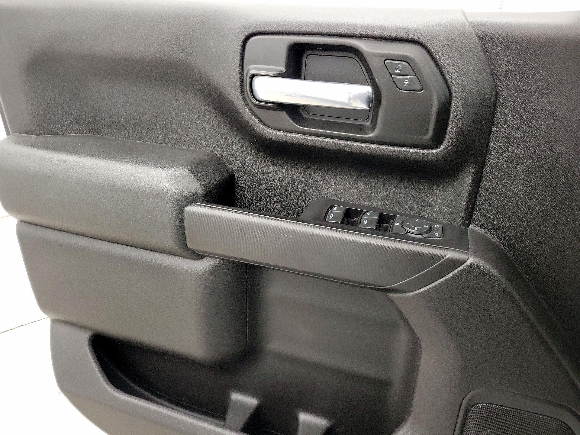 Thumbnail: 2021 Chevrolet Silverado 1500 - 12