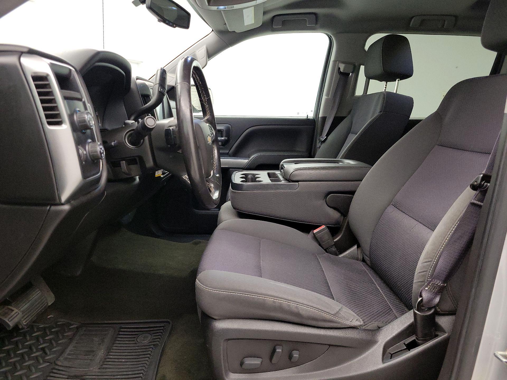 Thumbnail: 2017 Chevrolet Silverado 1500 - 11