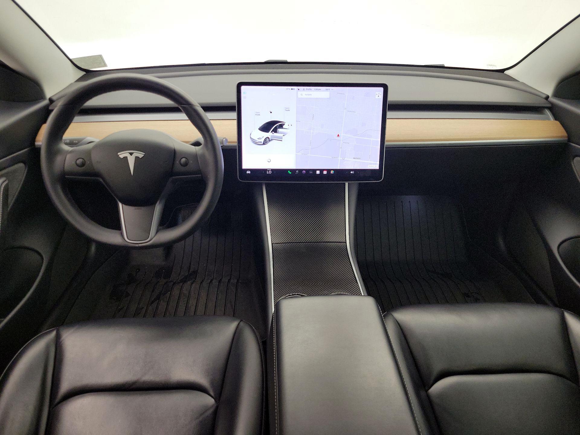 Thumbnail: 2020 Tesla Model 3 - 9