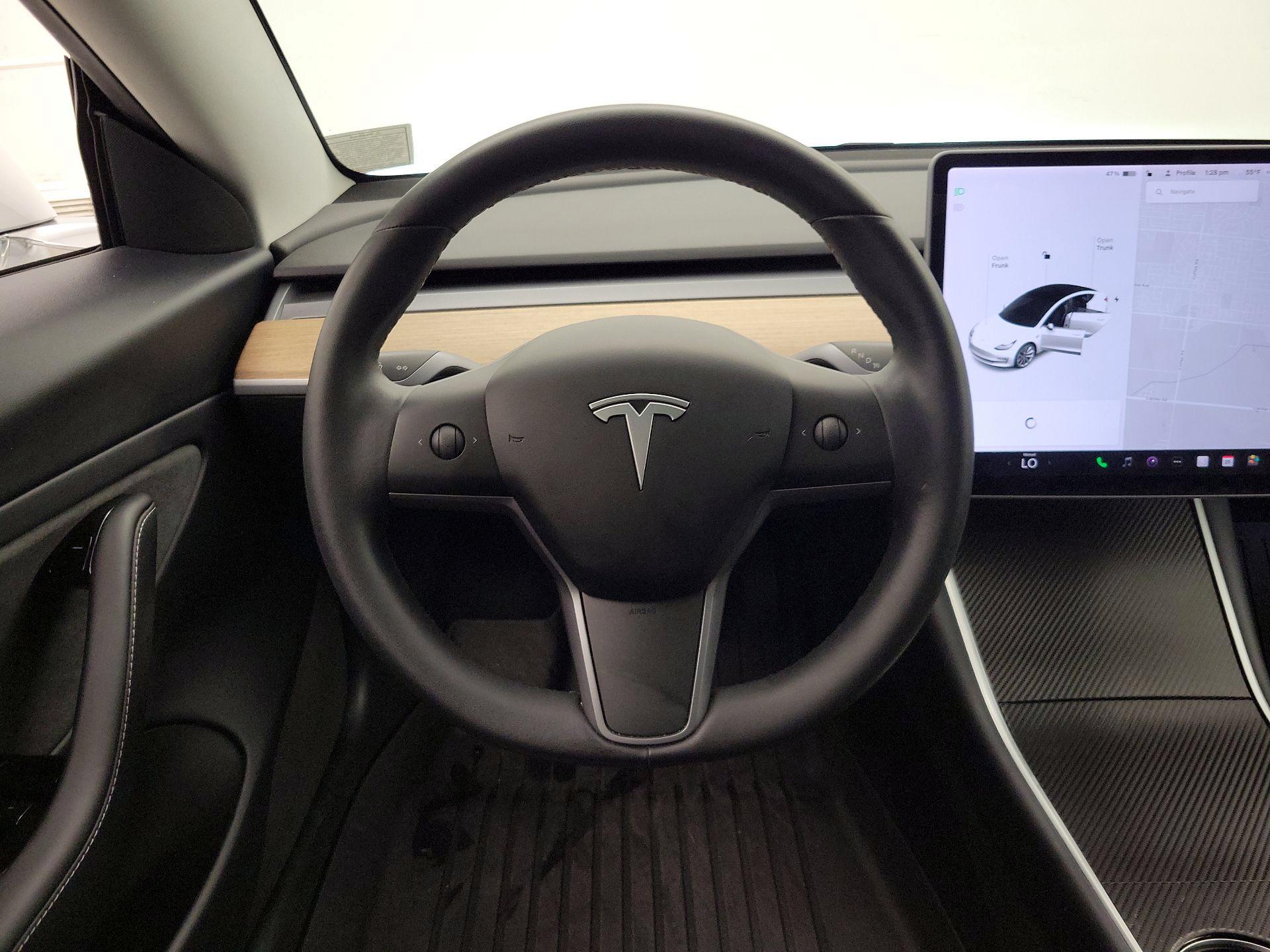 Thumbnail: 2020 Tesla Model 3 - 10