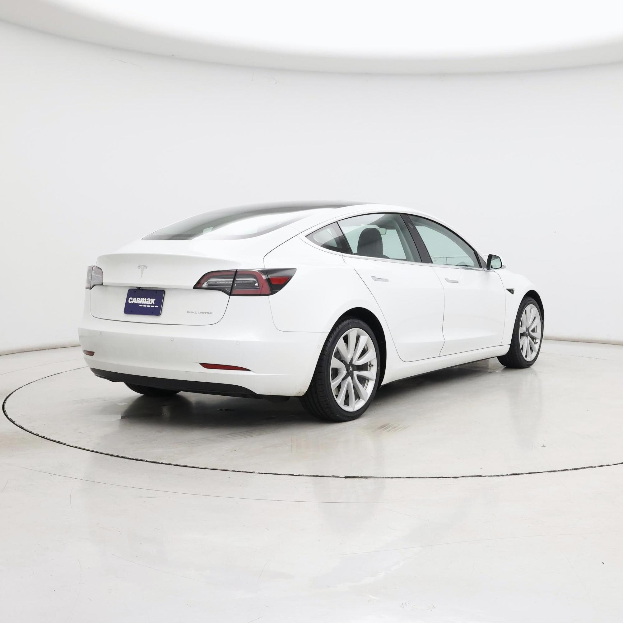 Thumbnail: 2020 Tesla Model 3 - 8