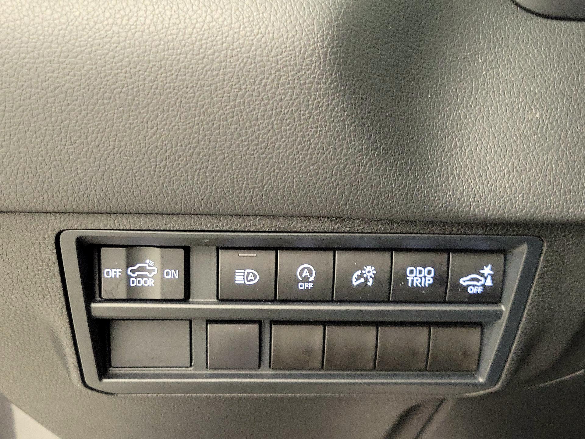 Thumbnail: 2022 Toyota Tundra - 13