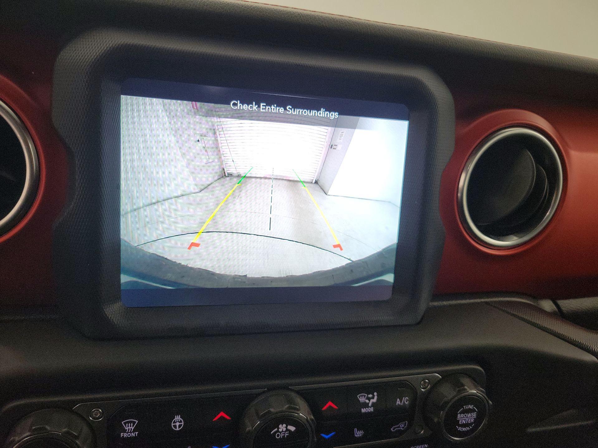 Thumbnail: 2021 Jeep Wrangler - 15