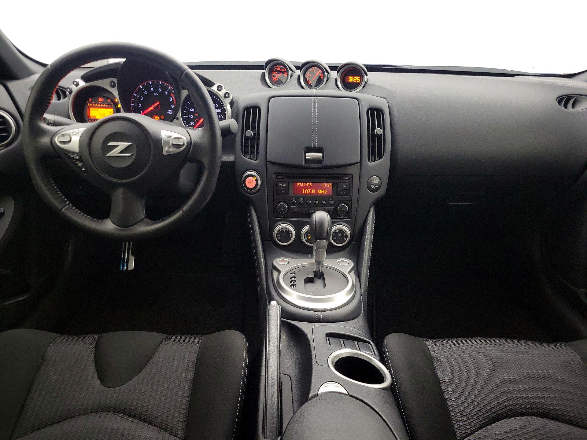 Thumbnail: 2016 Nissan Z - 9