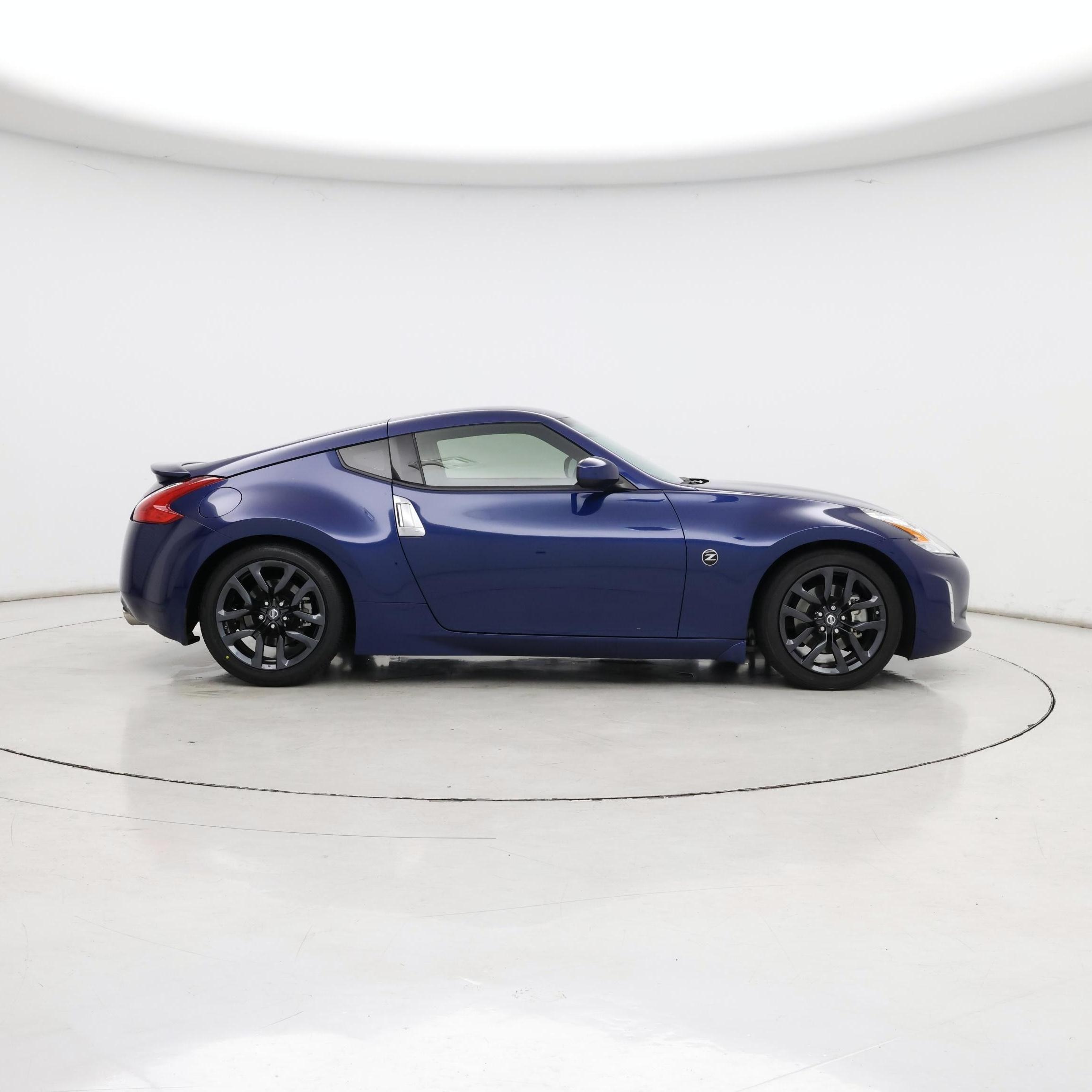 Thumbnail: 2016 Nissan Z - 7