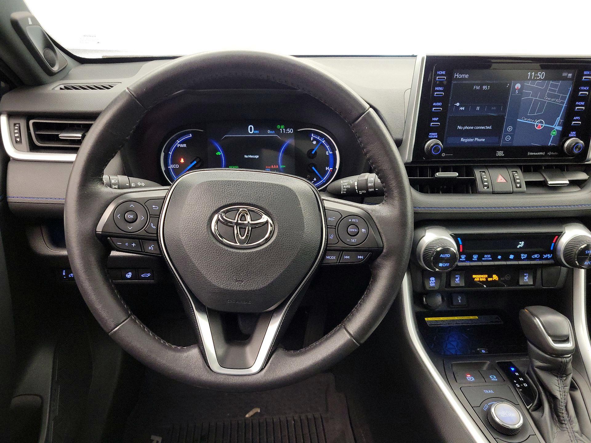 Thumbnail: 2021 Toyota RAV4 - 10