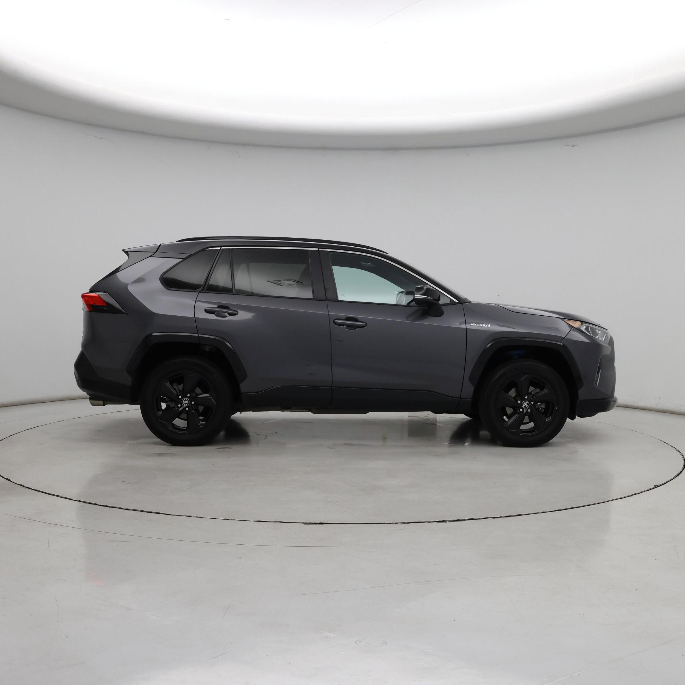 Thumbnail: 2021 Toyota RAV4 - 7