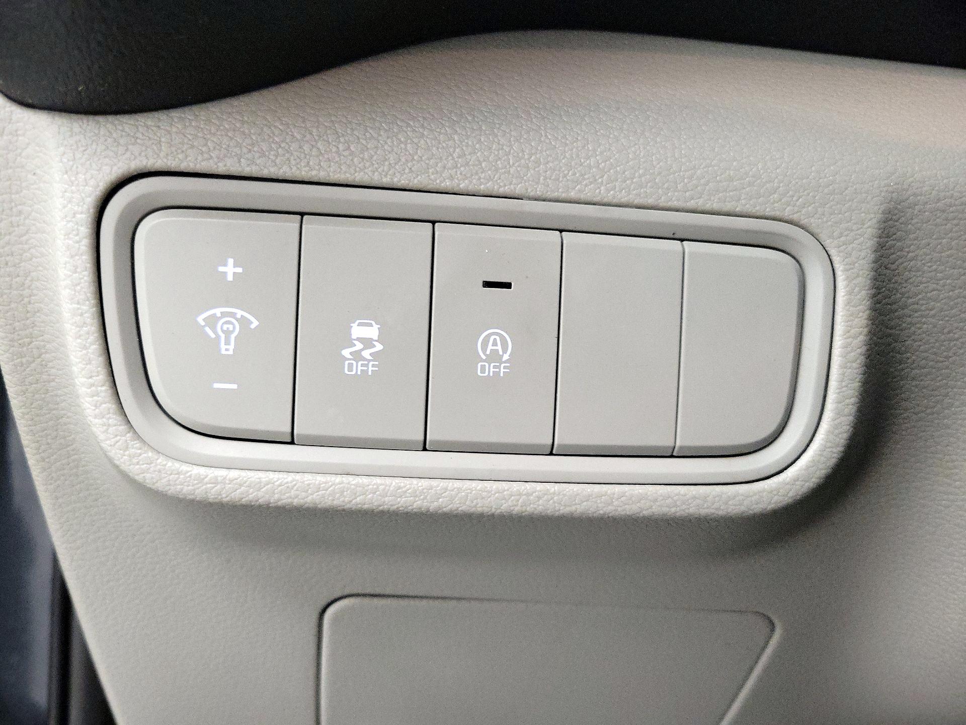 Thumbnail: 2023 Kia Soul - 13