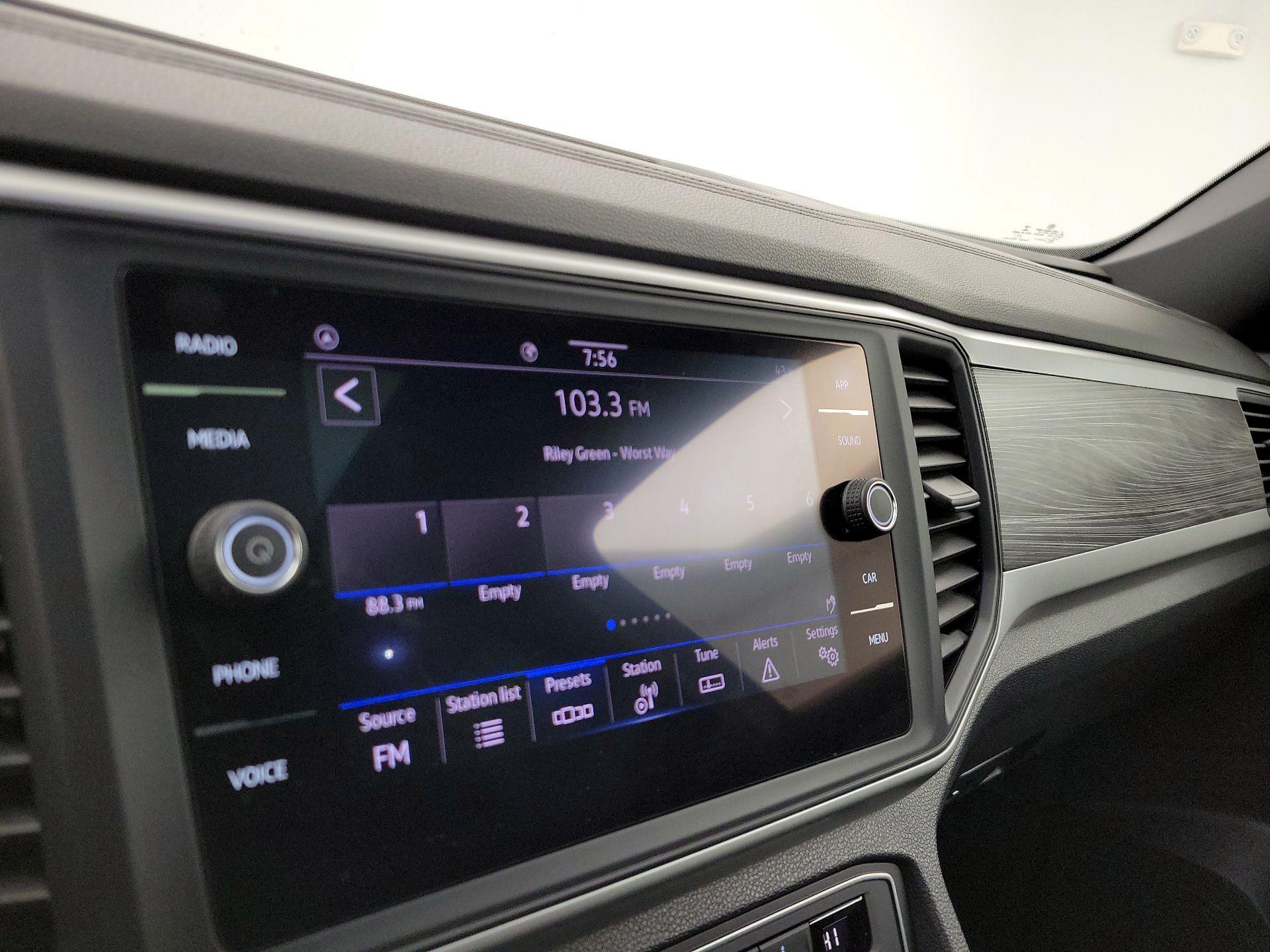 Thumbnail: 2021 Volkswagen Atlas - 15