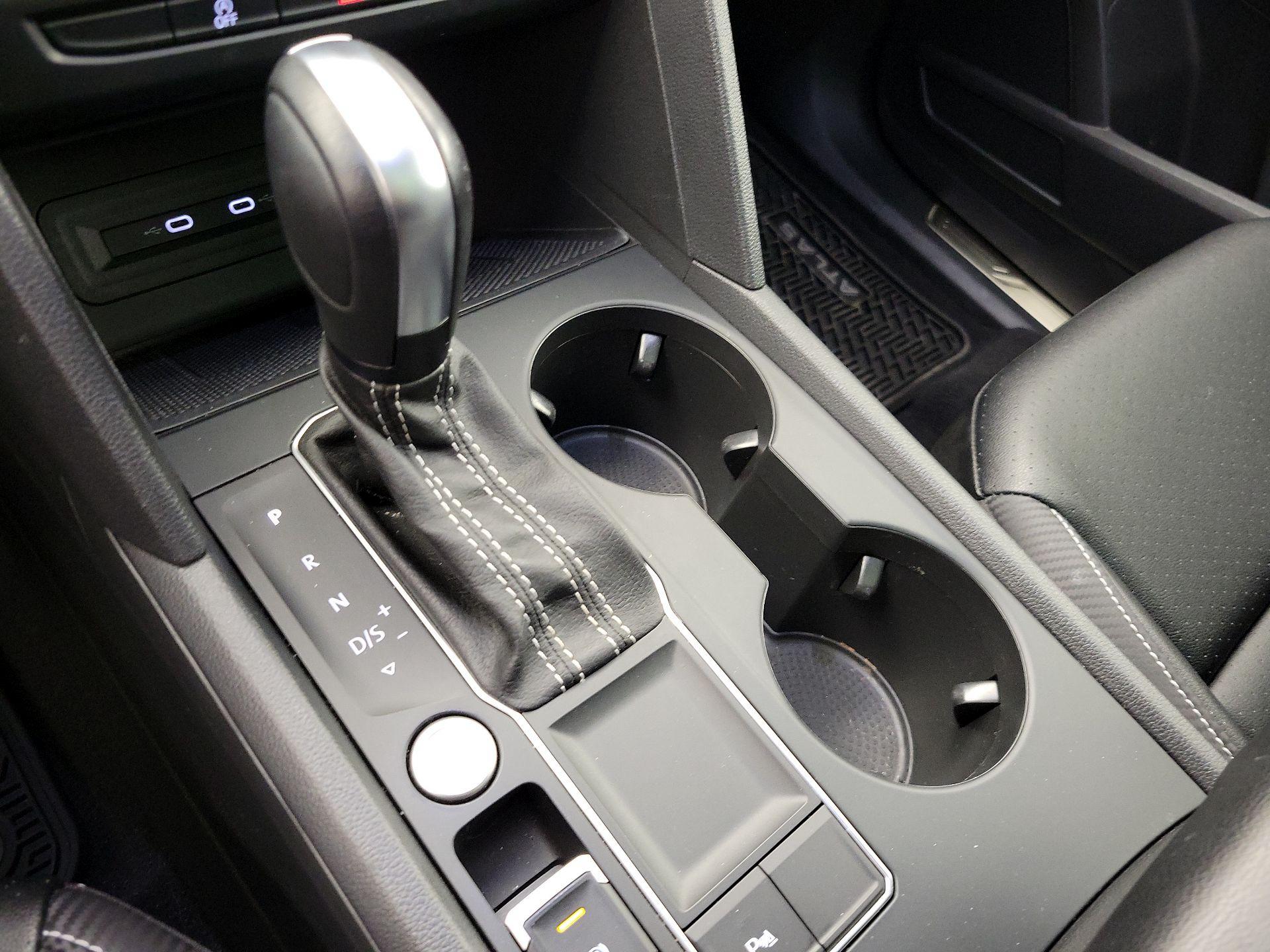 Thumbnail: 2021 Volkswagen Atlas - 17