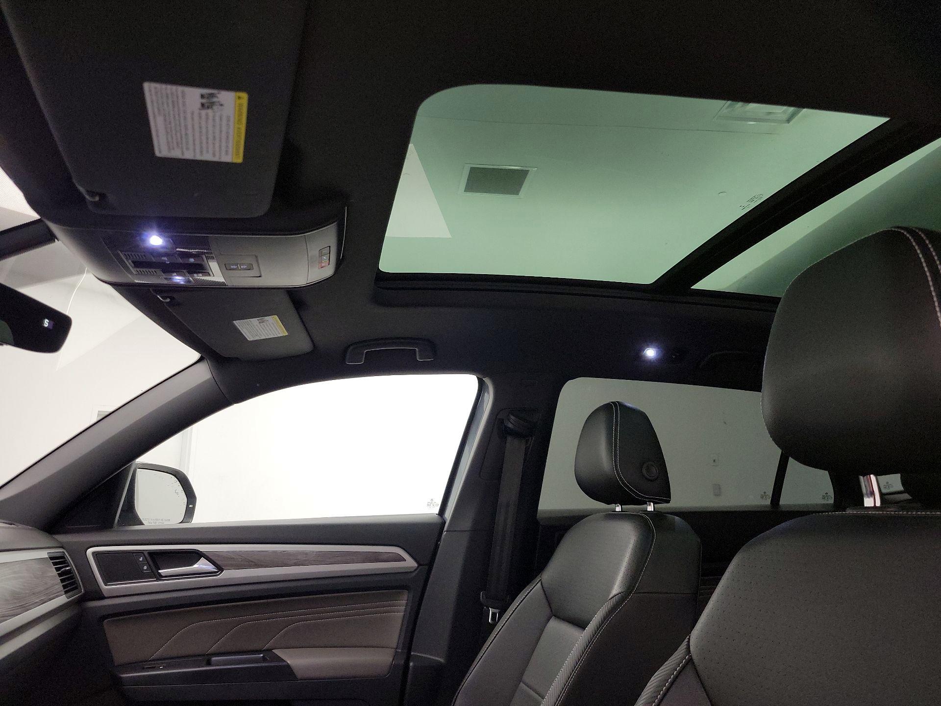 Thumbnail: 2021 Volkswagen Atlas - 19