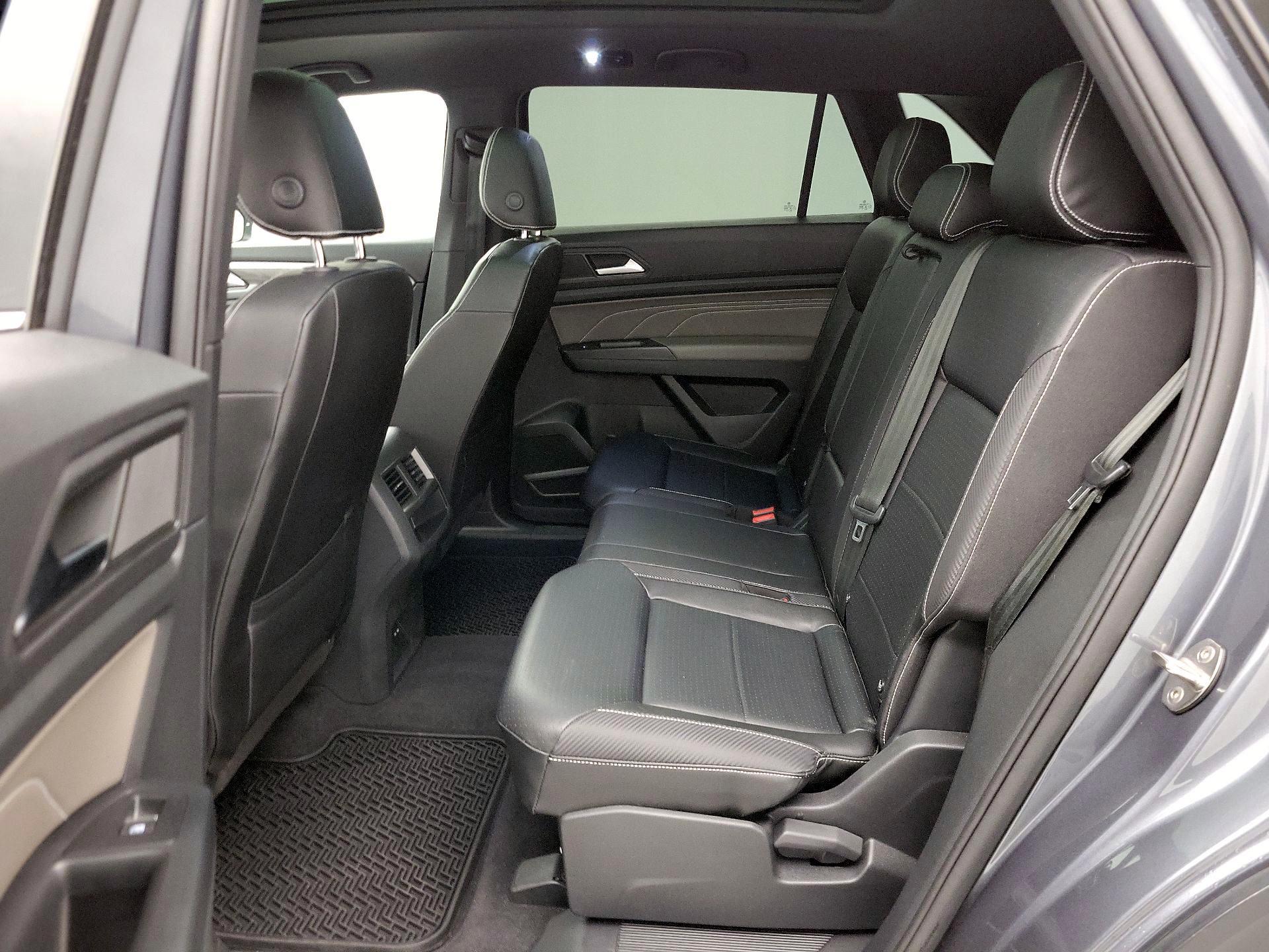 Thumbnail: 2021 Volkswagen Atlas - 20