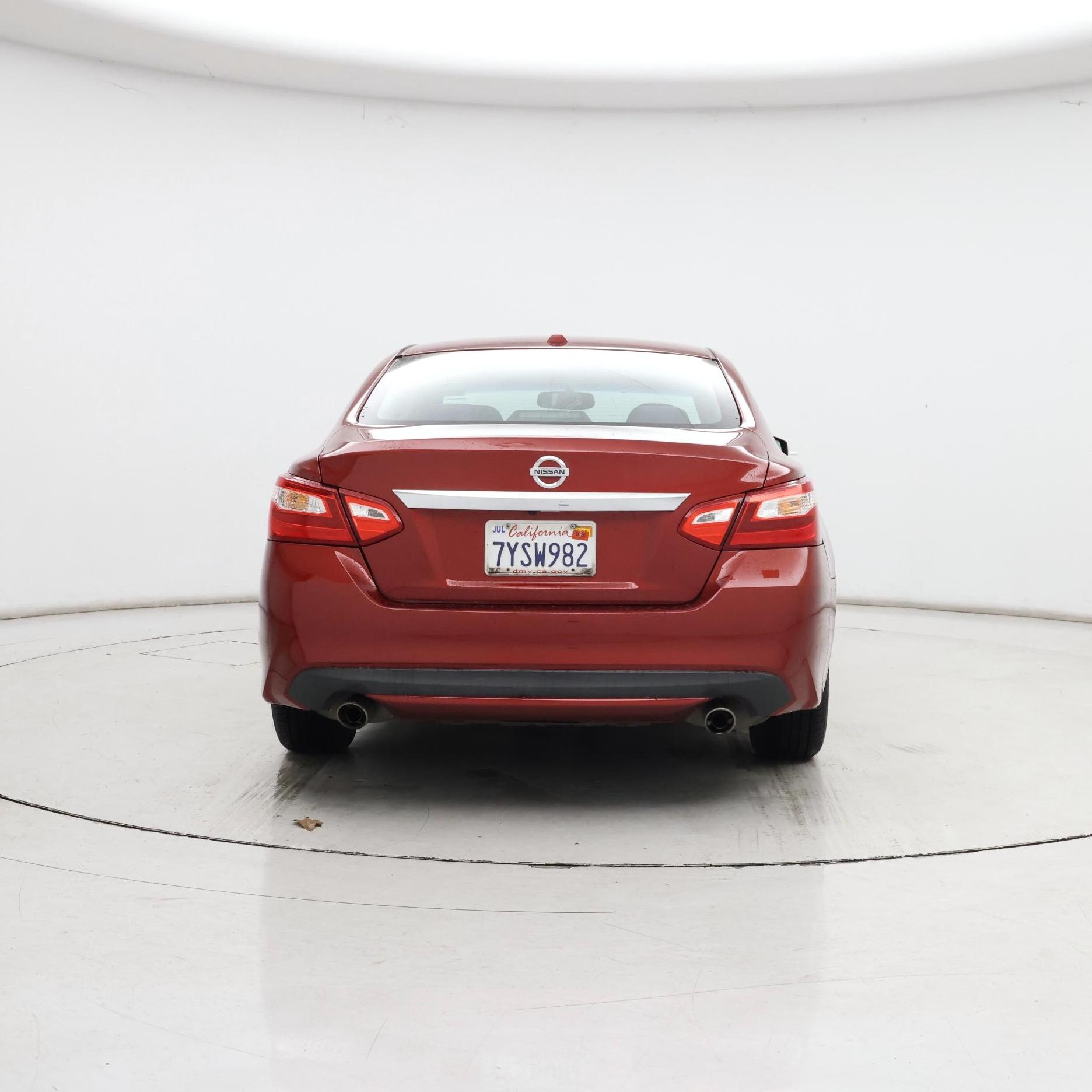 Thumbnail: 2016 Nissan Altima - 6